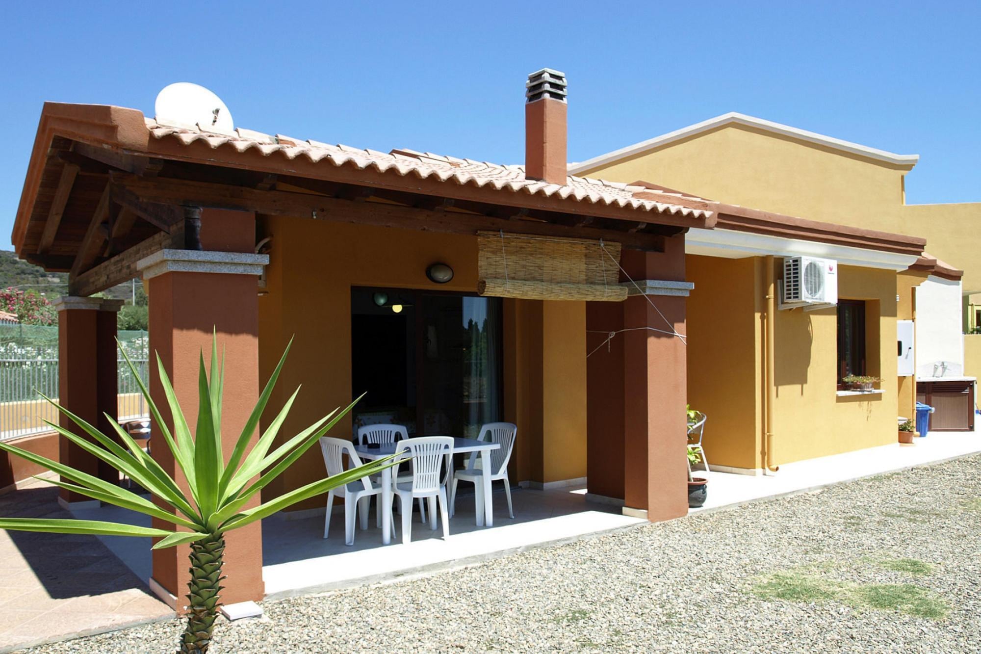 Apartment Case Vacanze Chia-Bilo 2/3
