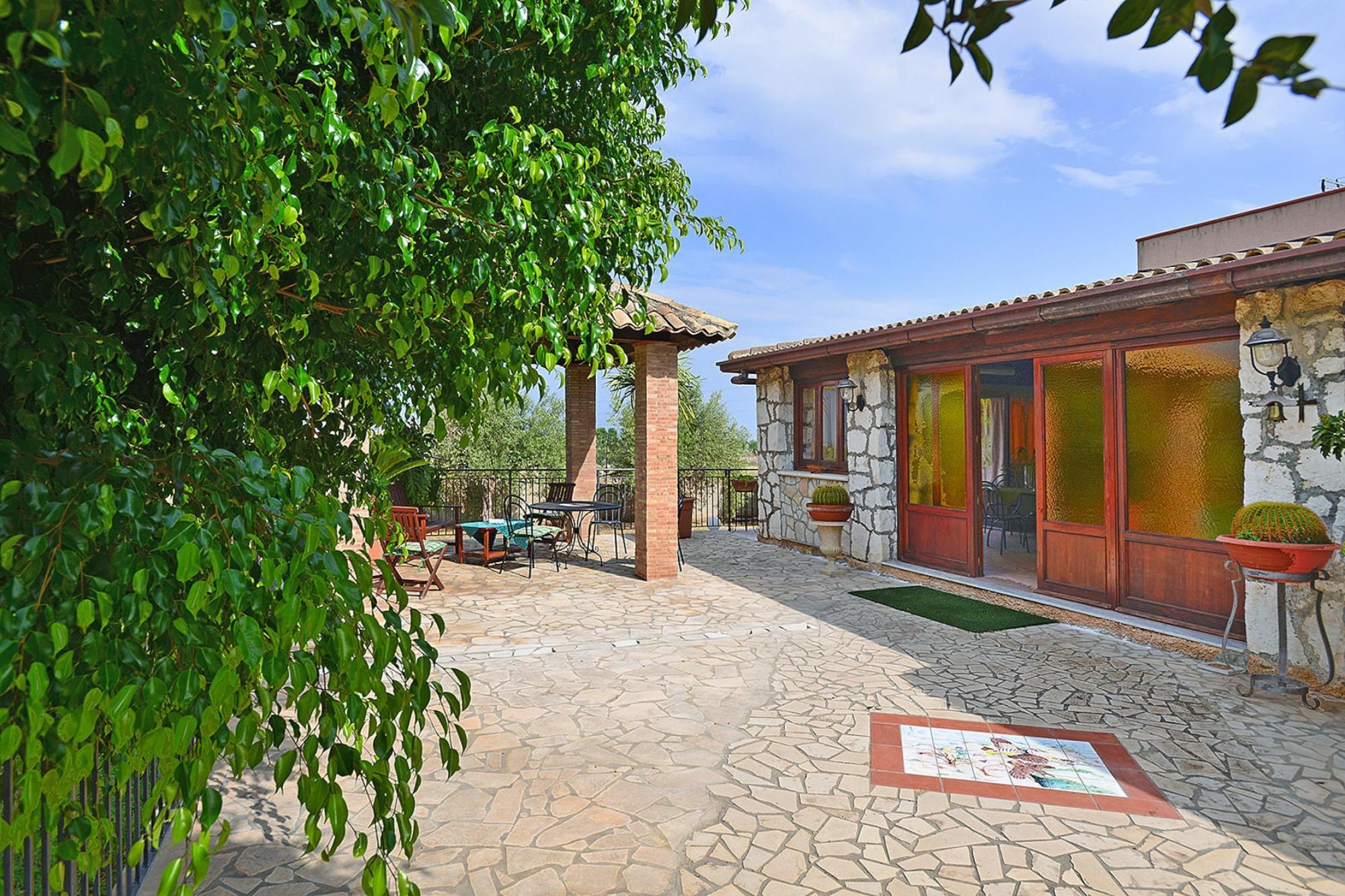   Ferienhaus Solarino-Villa Eureka