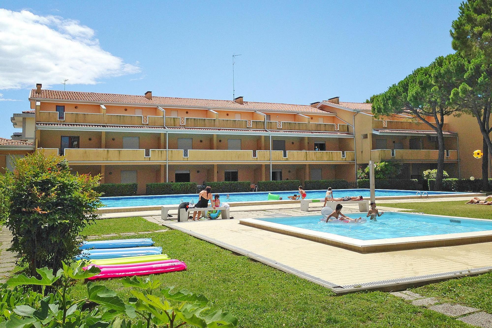 Appartement in Bibione Spiaggia met balkon