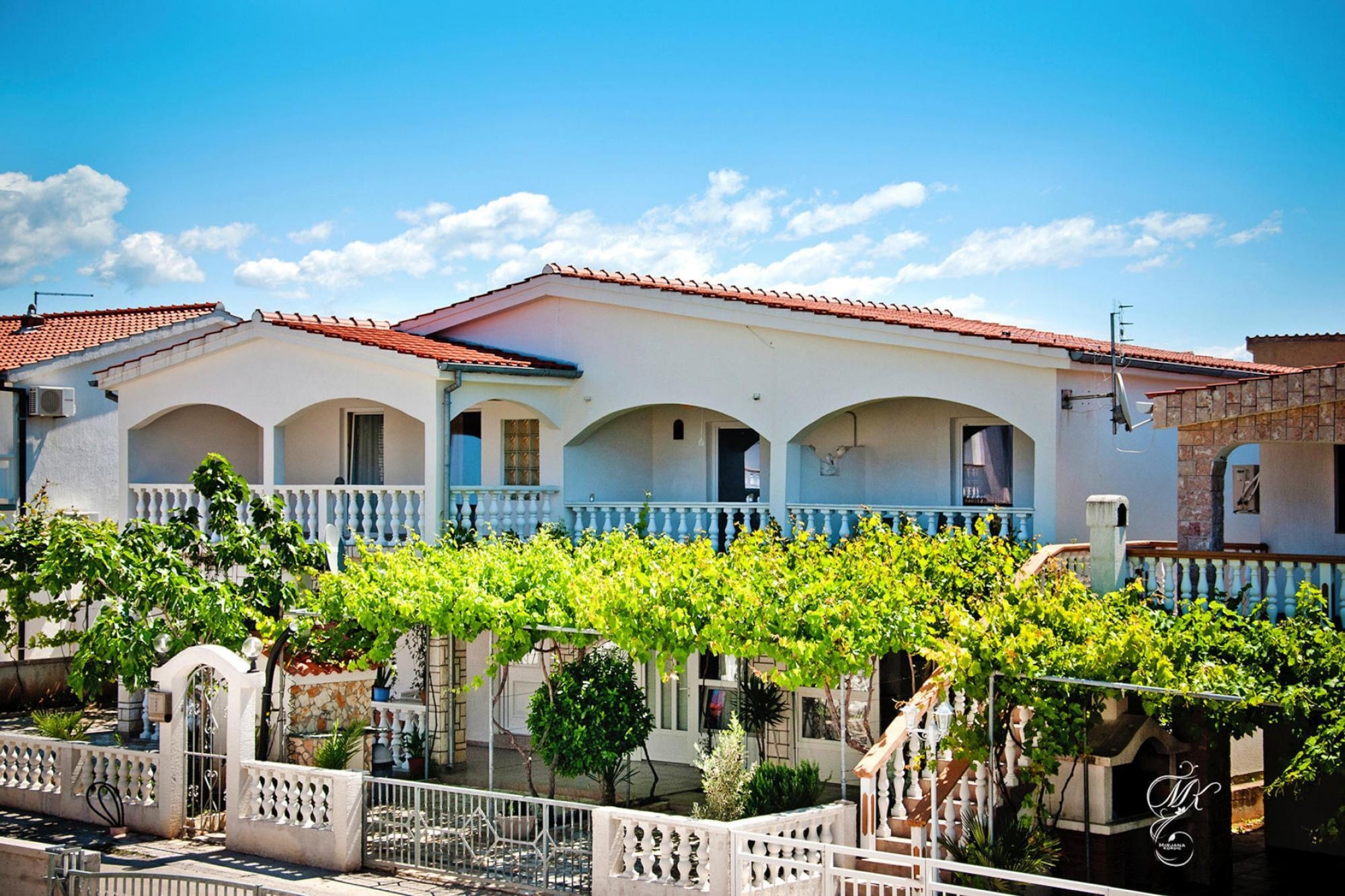 Gl�ckswohnungen mit Balkon