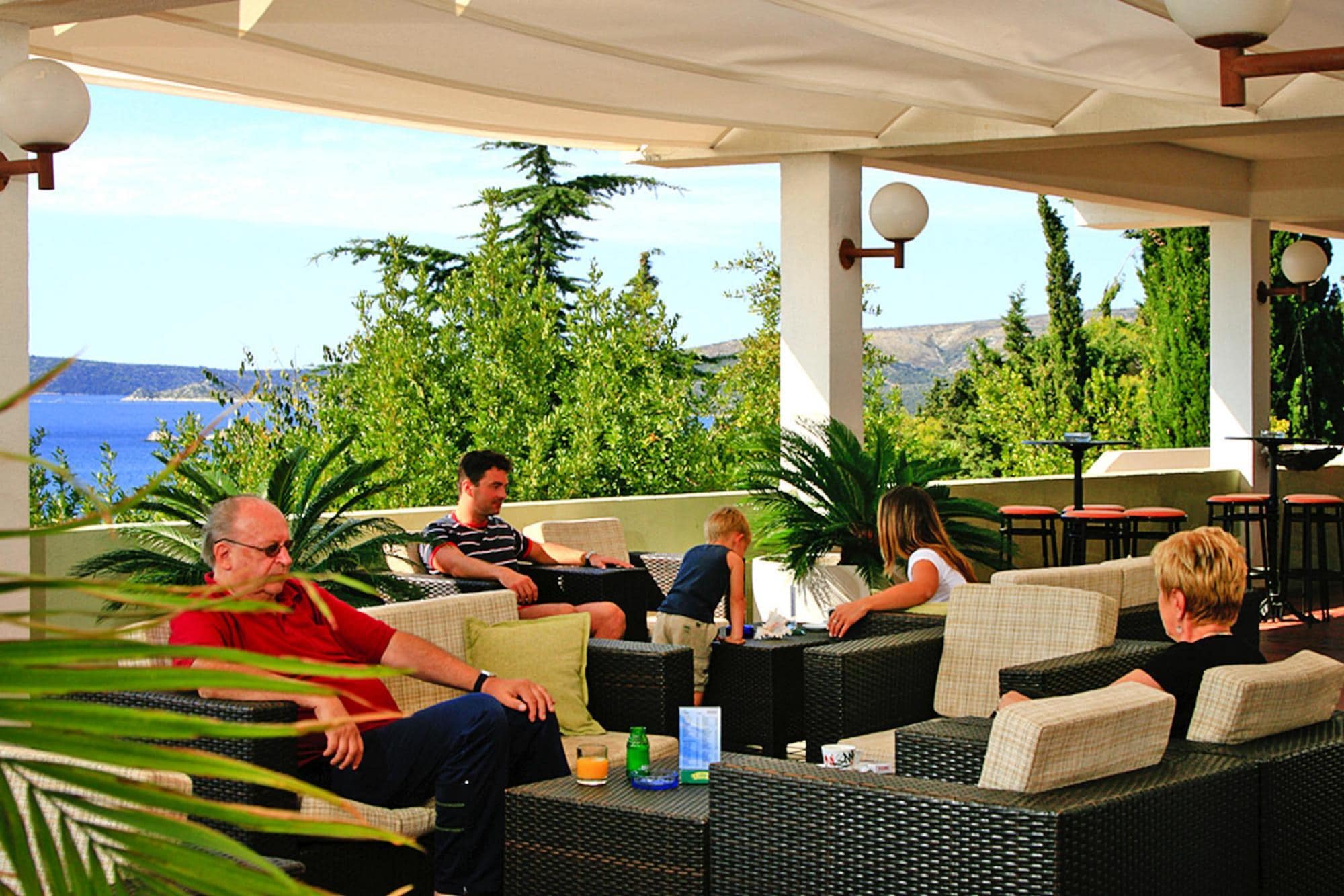 Apartment Apartments Medena Trogir - Seget Donji - B 4plus1