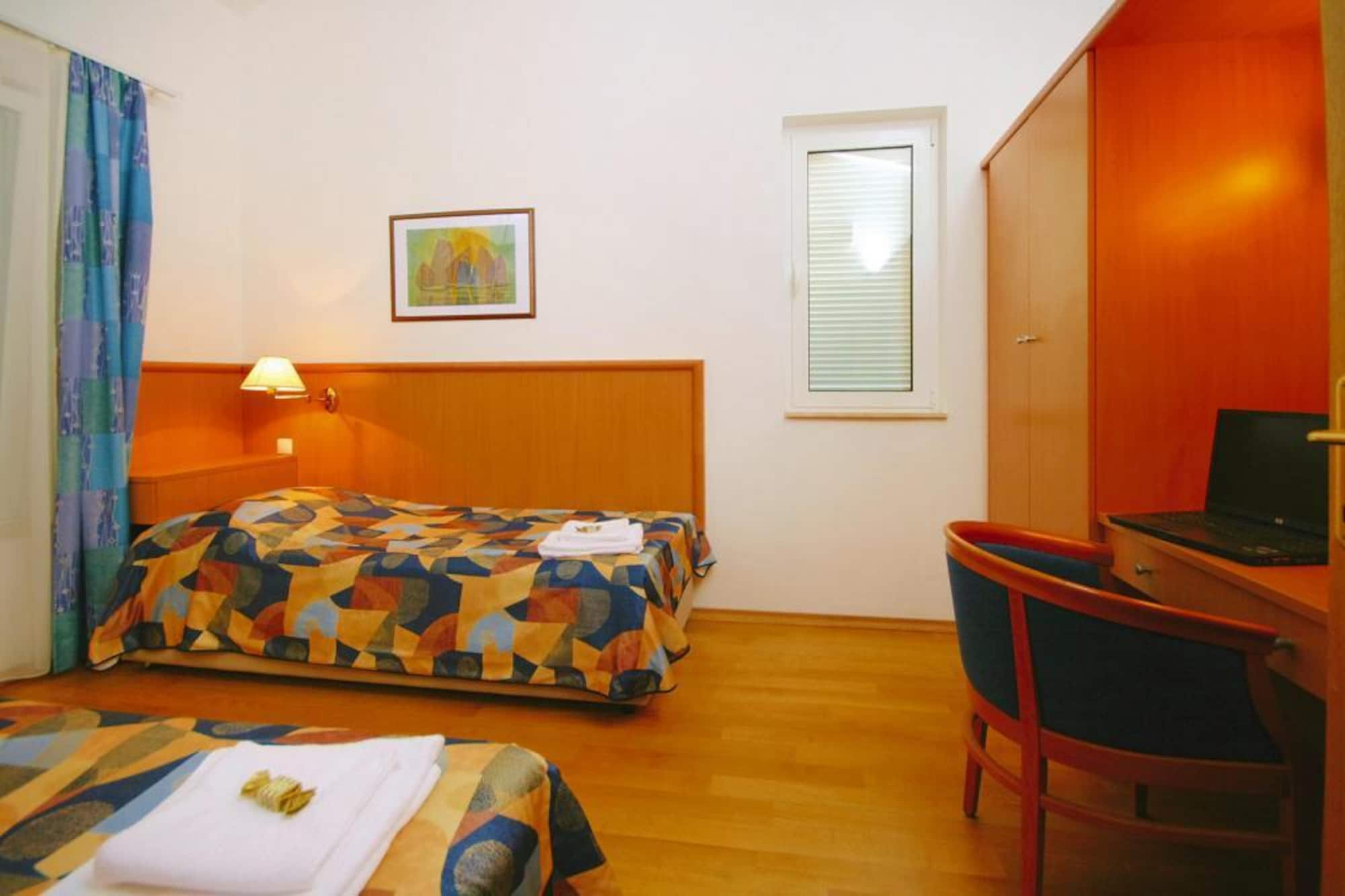 Apartamento Apartments Fontana Resort Jelsa - Two-bedroom Vint