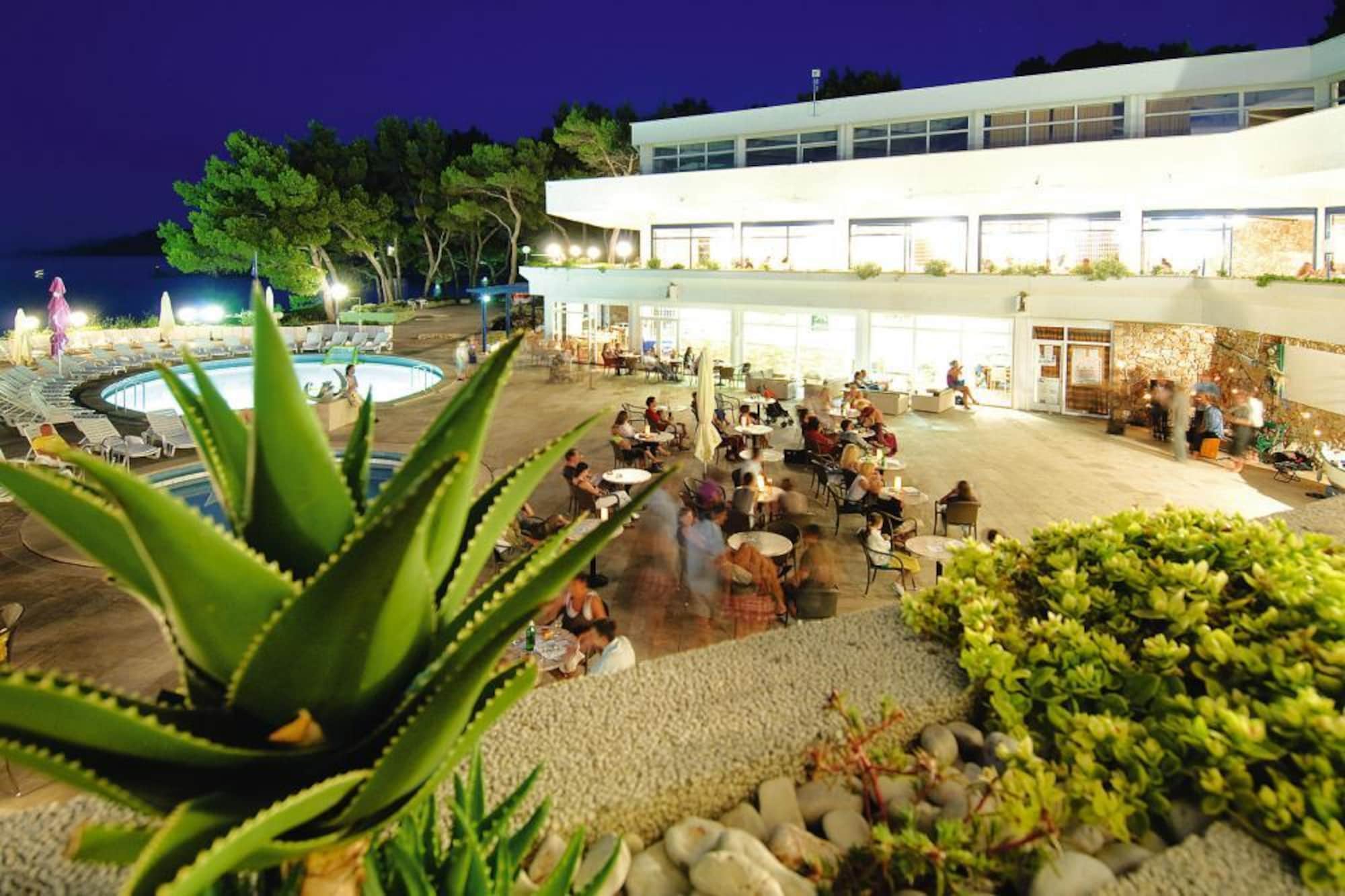 Apartamento Apartments Fontana Resort Jelsa - Two-bedroom Vint