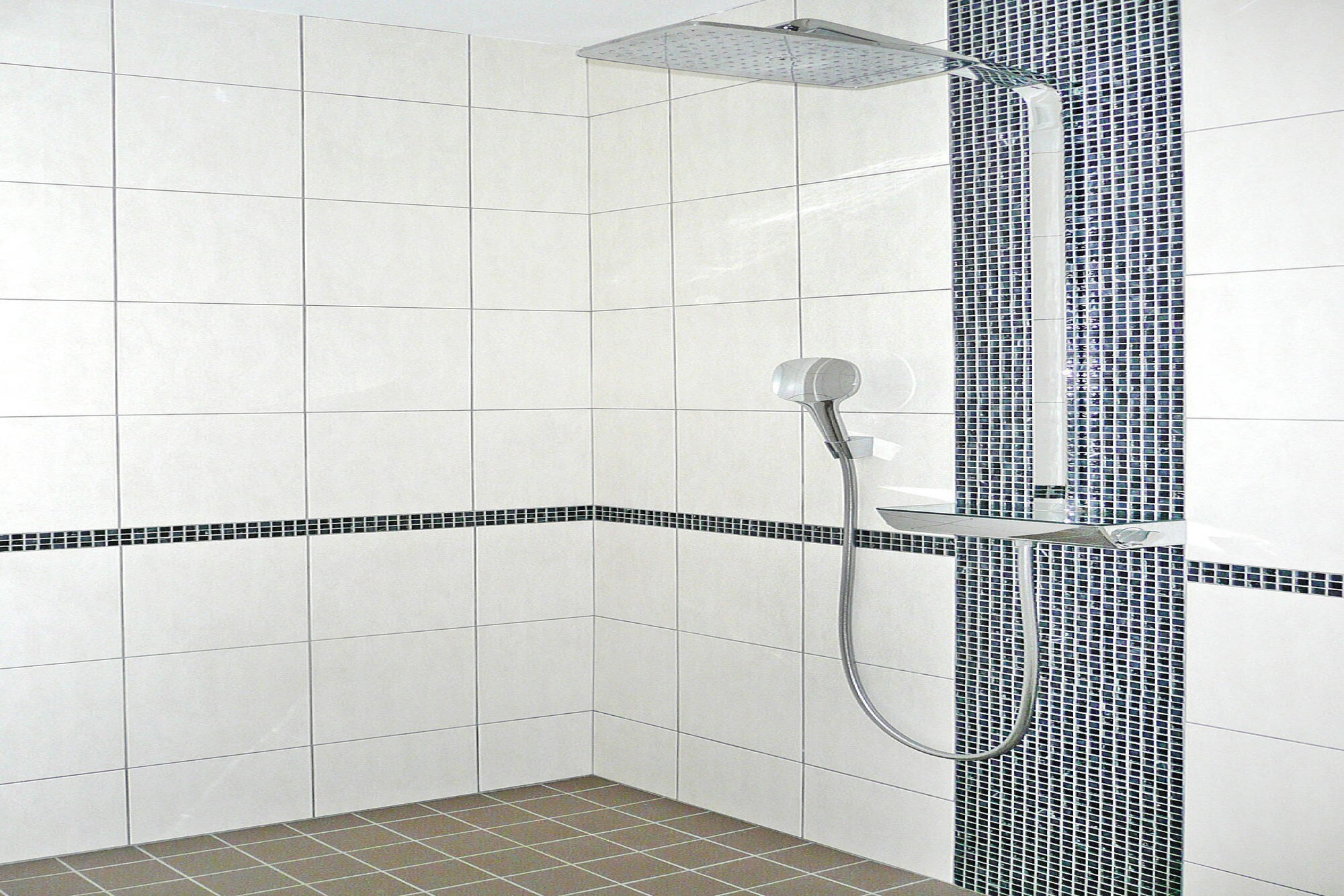   Premium-Ferienvilla mit Jacuzzi 180° Panorama