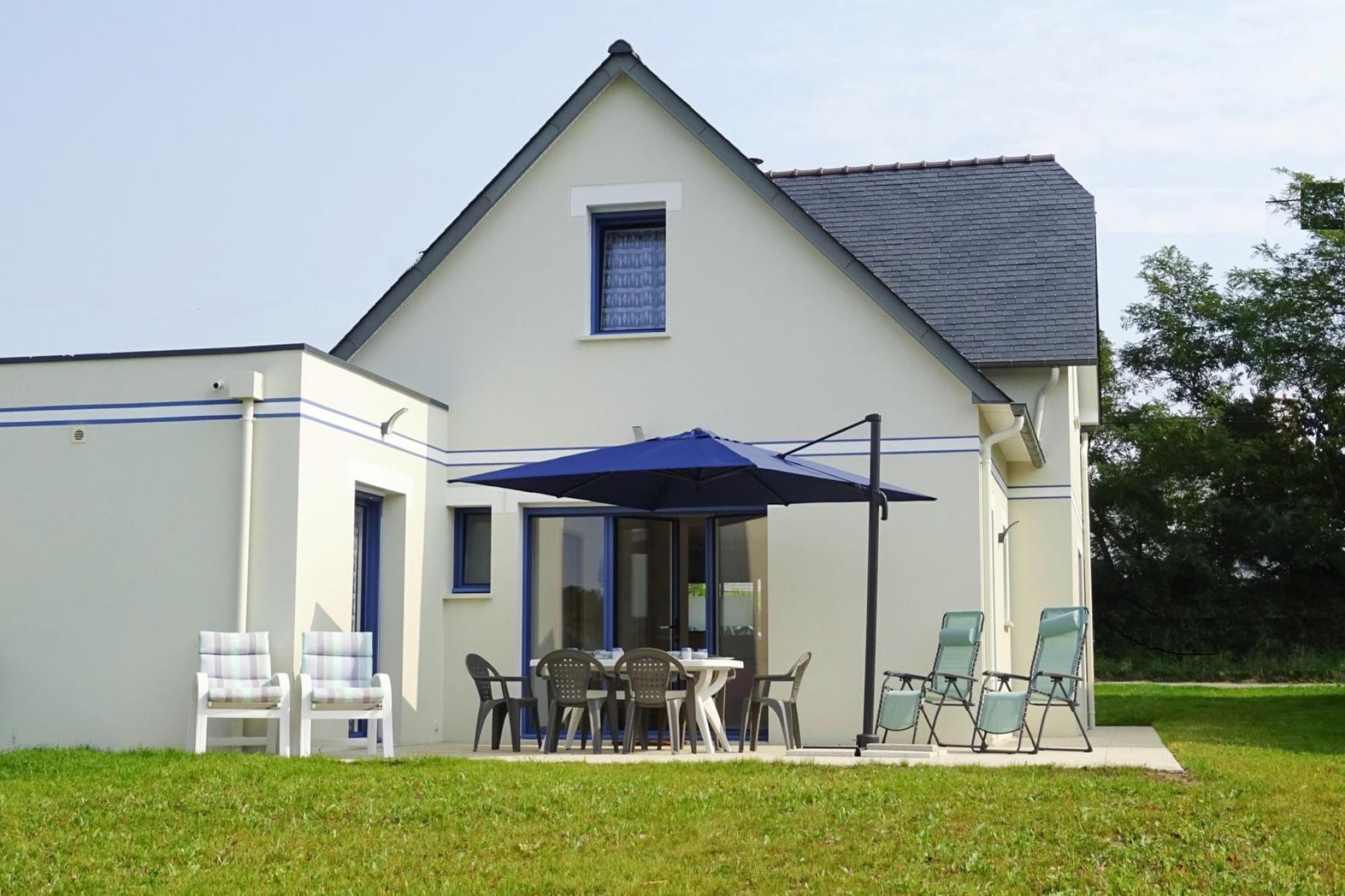 Modern vakantiehuis 500 m van de zee in Morgat