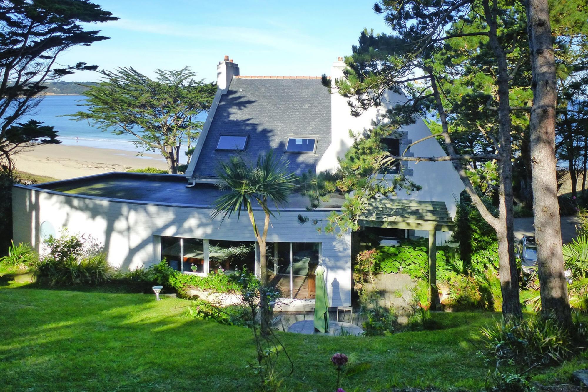   holiday home Locquirec