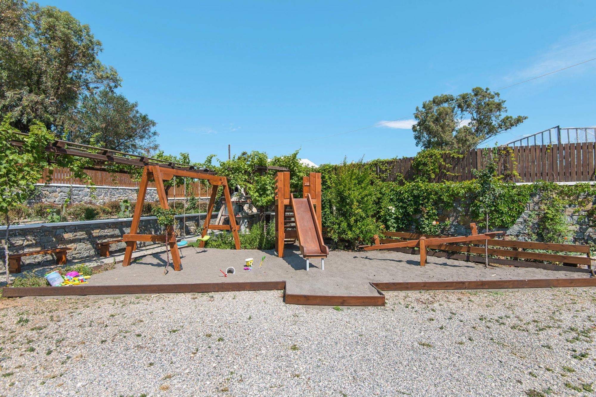   Villas Horizon Line /Villa Meliti / Kiotari