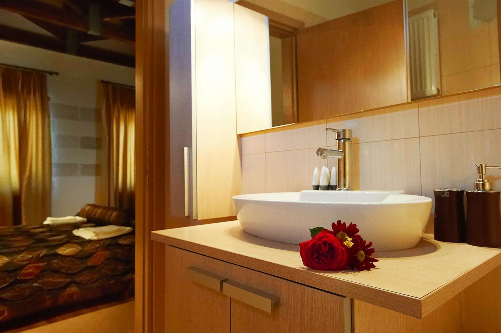   holiday home, Maheri-Villa Aladanos