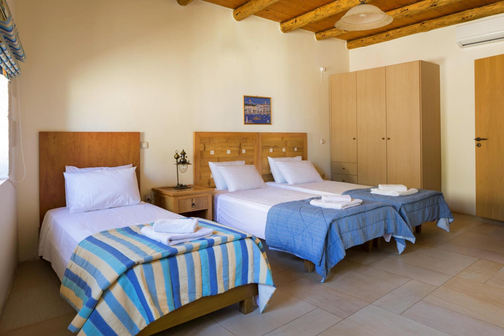   holiday home, Maheri-Villa Aladanos