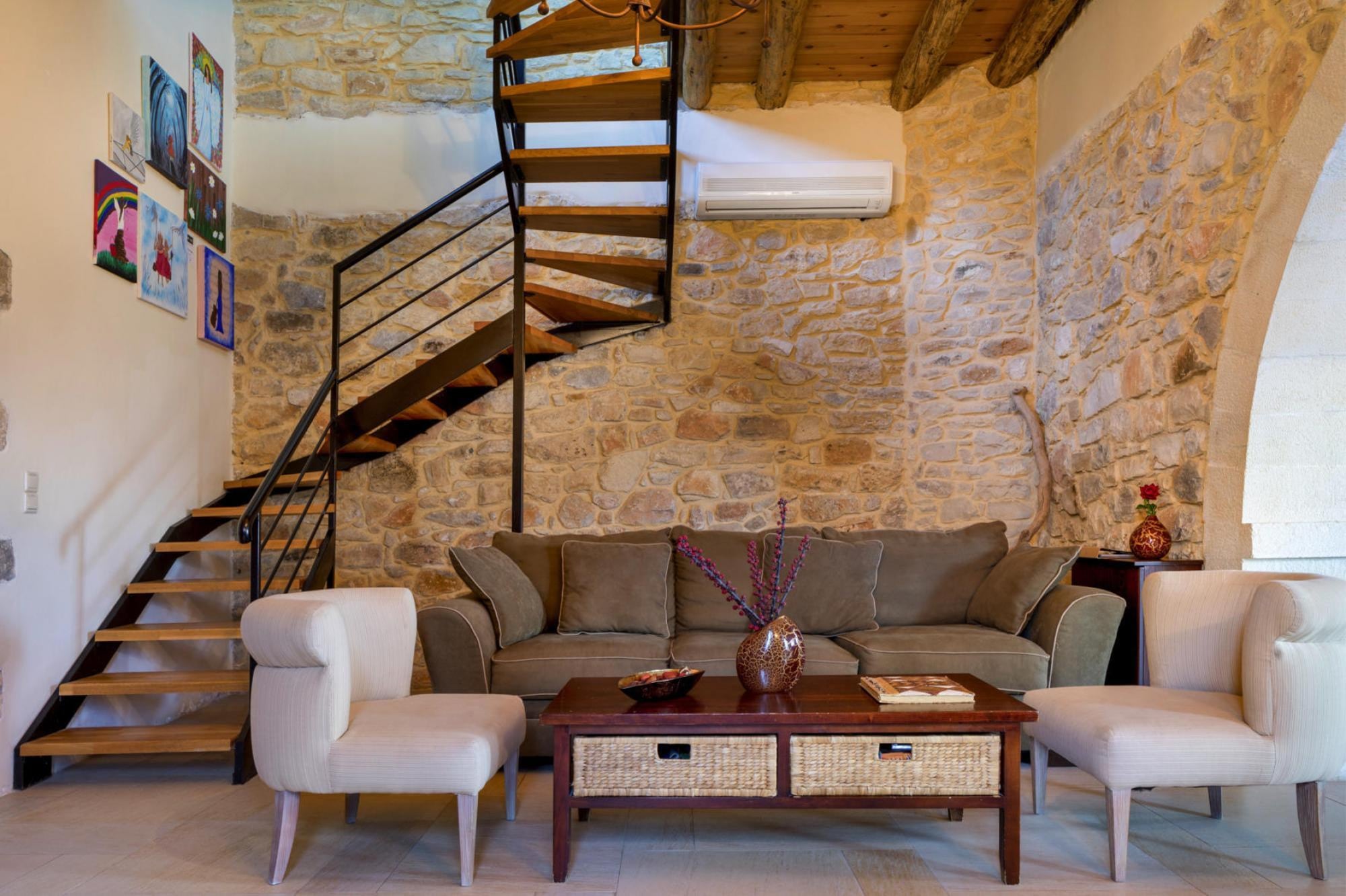   holiday home, Maheri-Villa Aladanos