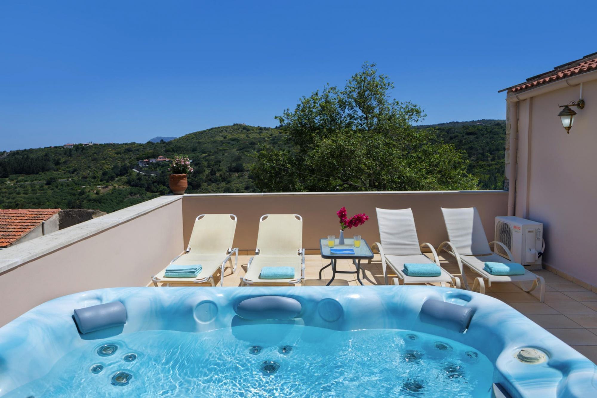   holiday home, Maheri-Villa Aladanos