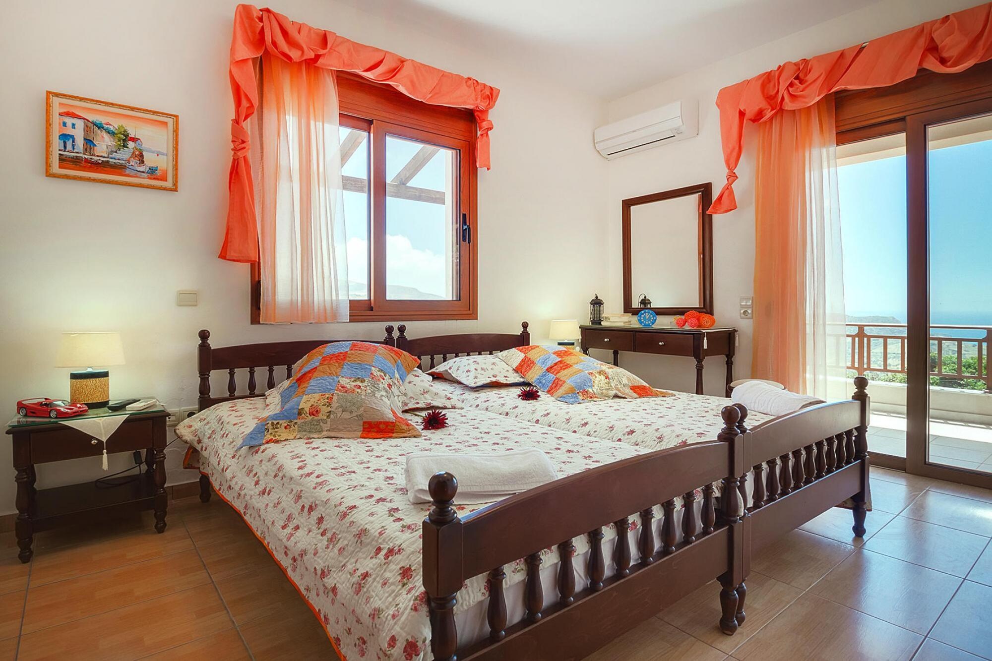   Villa, Triopetra-Villa Stefania