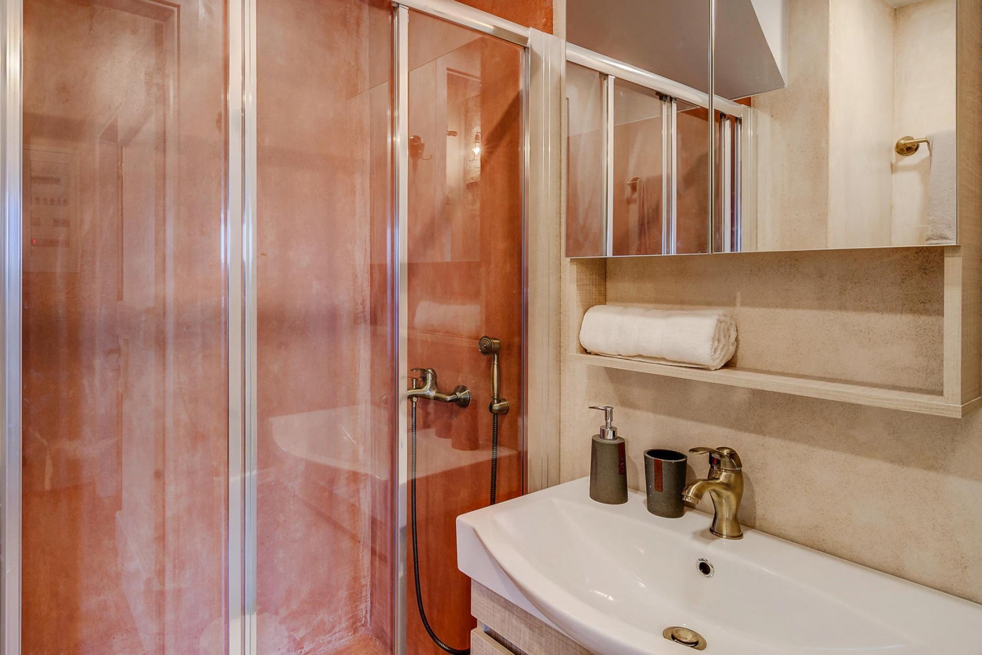   holiday home, Kastellos-Villa Leonanto