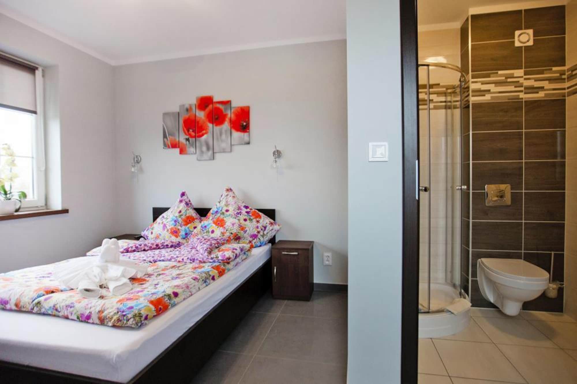Lomahuoneisto Apartament na parterze 150 m2 Gąski