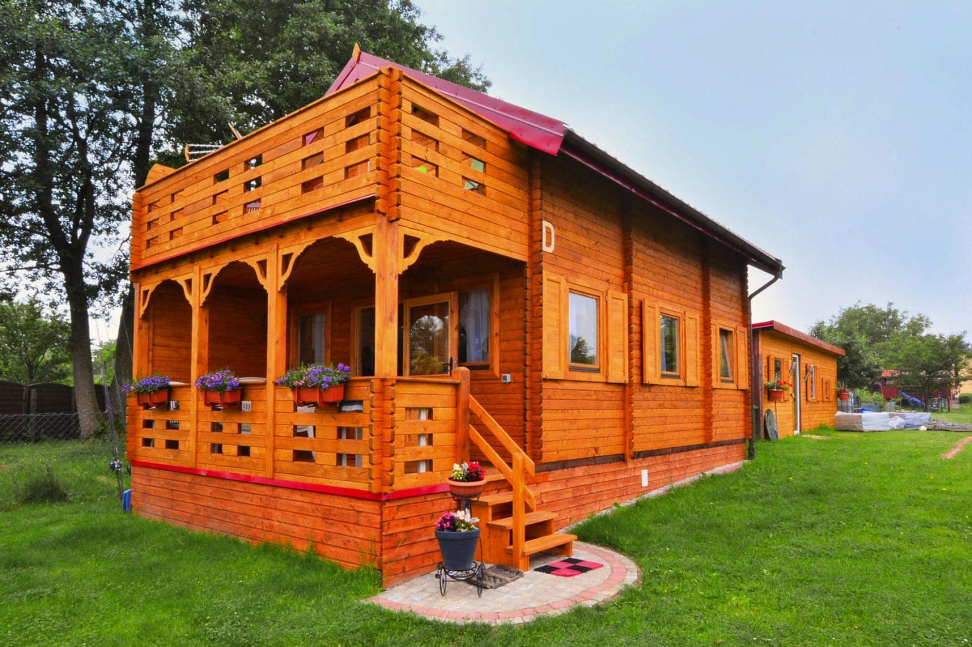 Houten Huis bij Ostrowieckie Meer met Strand