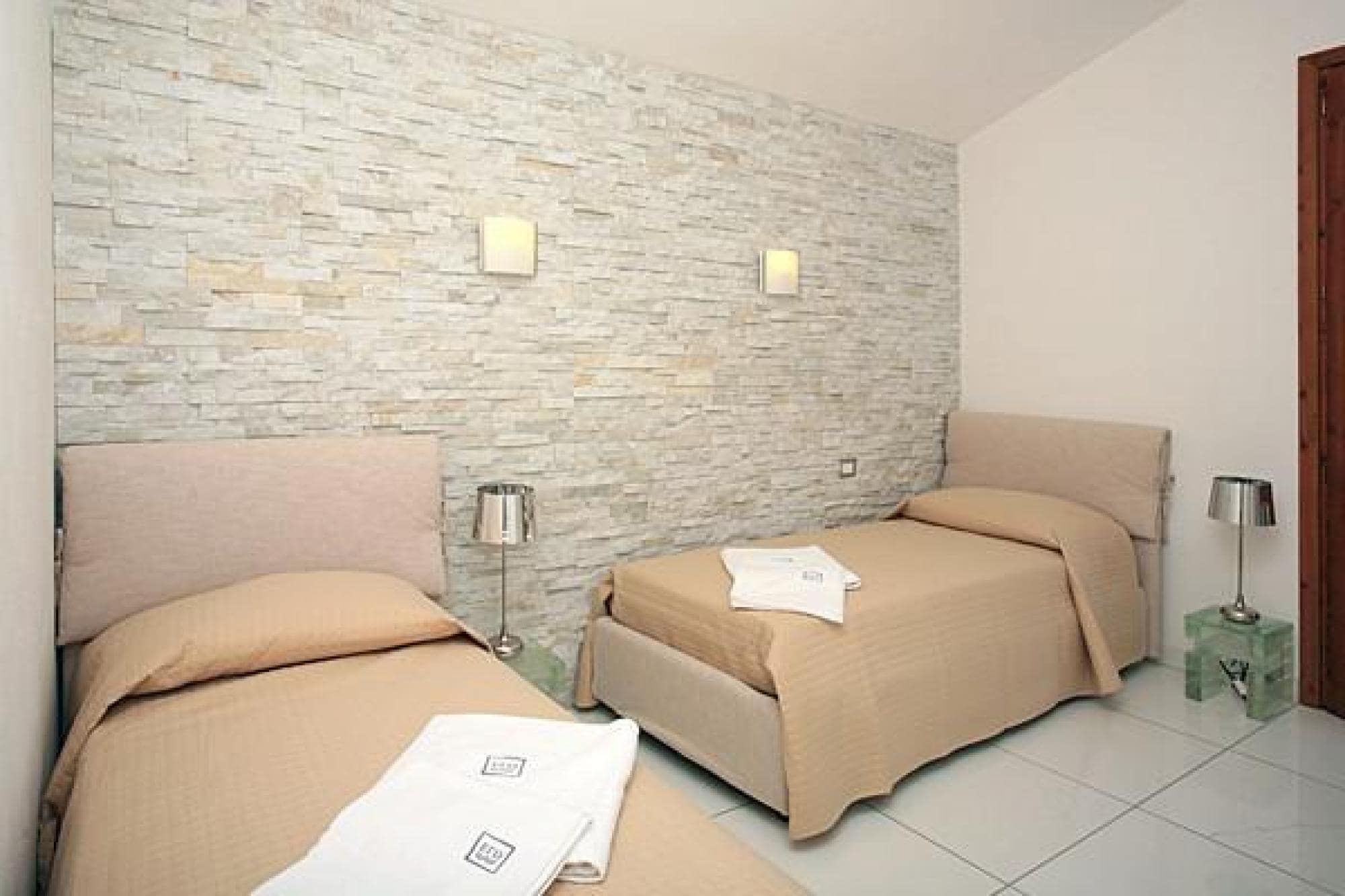   Terraced Houses, Costa Rei-Trilocale 6 Pers. Res.V