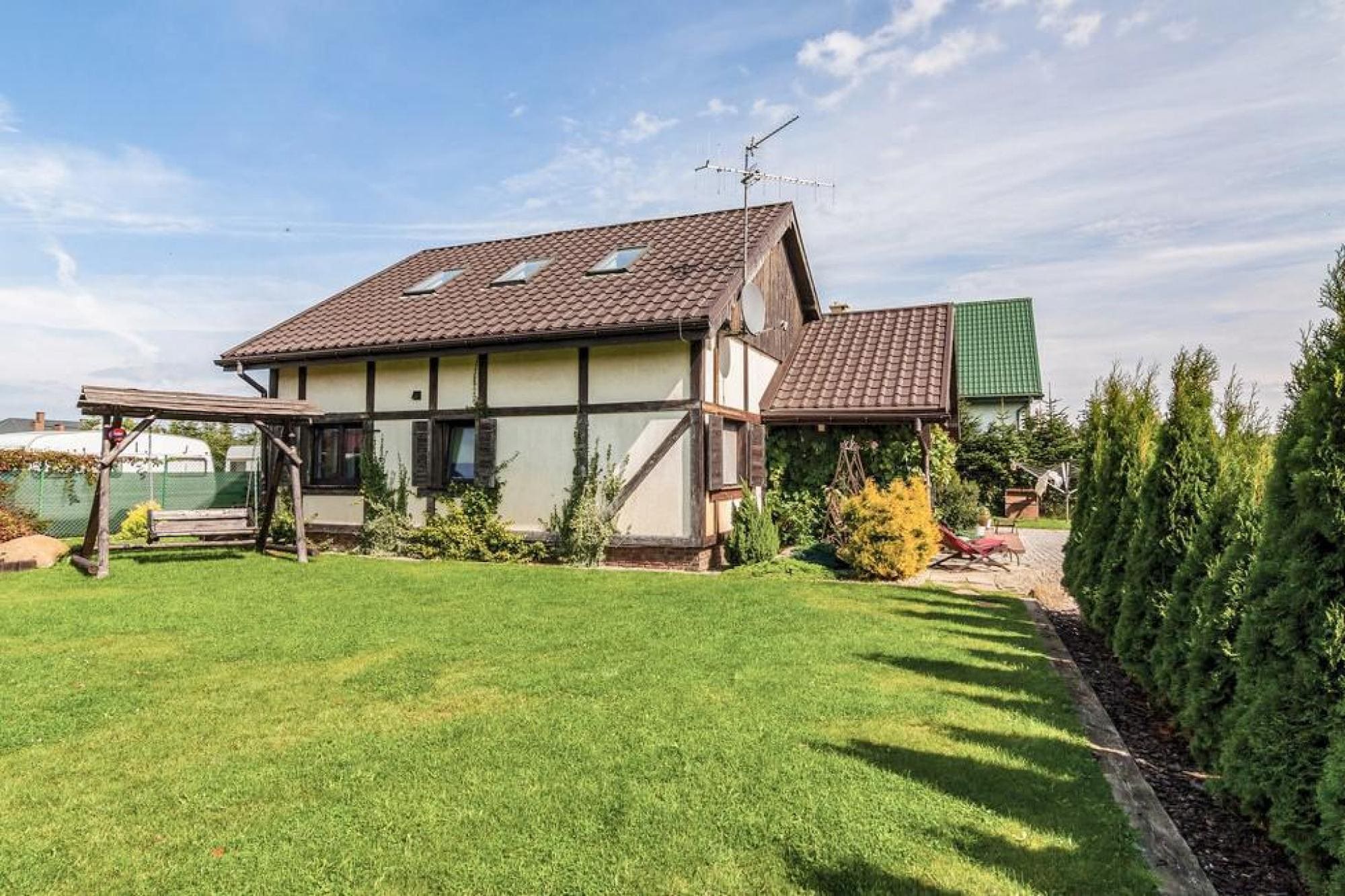 Comfortabel vakantiehuis met tuin, aan het meer