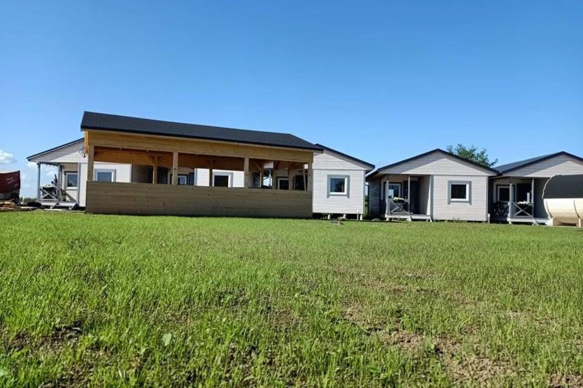   Domki wakacyjne z basenem Gąski