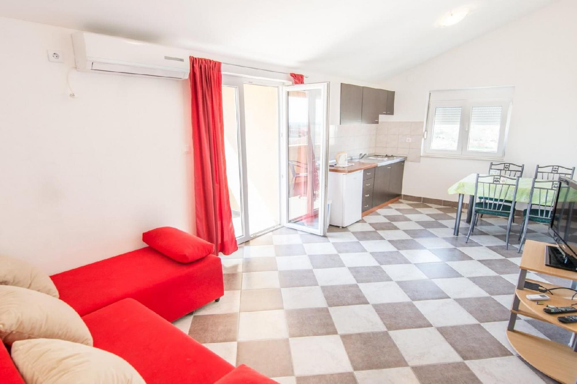 Mieszkanie holiday home Marica Biograd SD-161 - 8 Pers