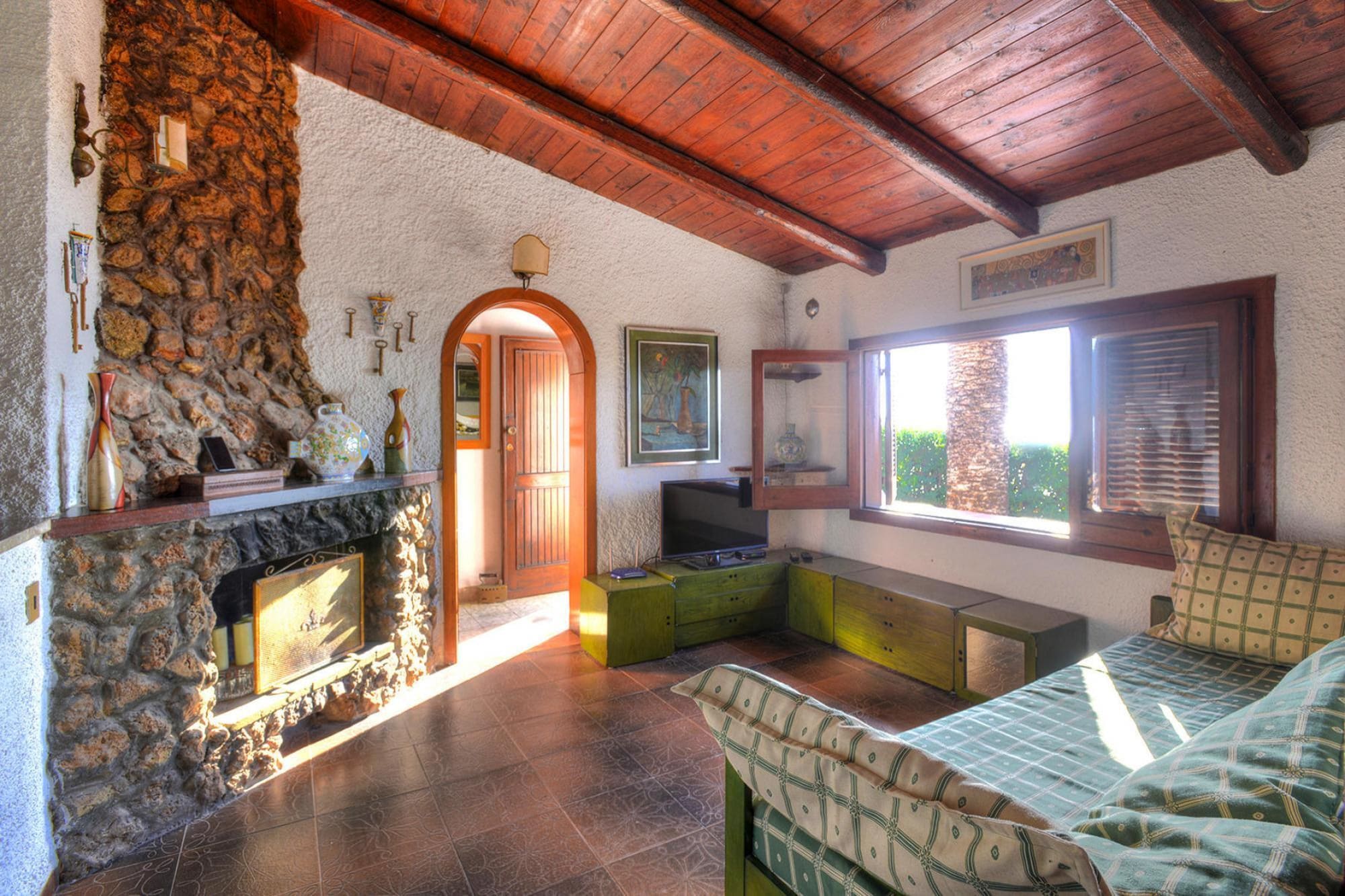   holiday home, Fontane Bianche-Villa Tanah-Lot