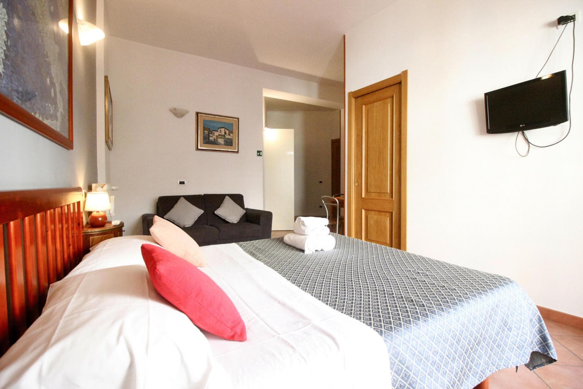 Ferienwohnung Holiday flat, Rom-Apartment Re di Roma