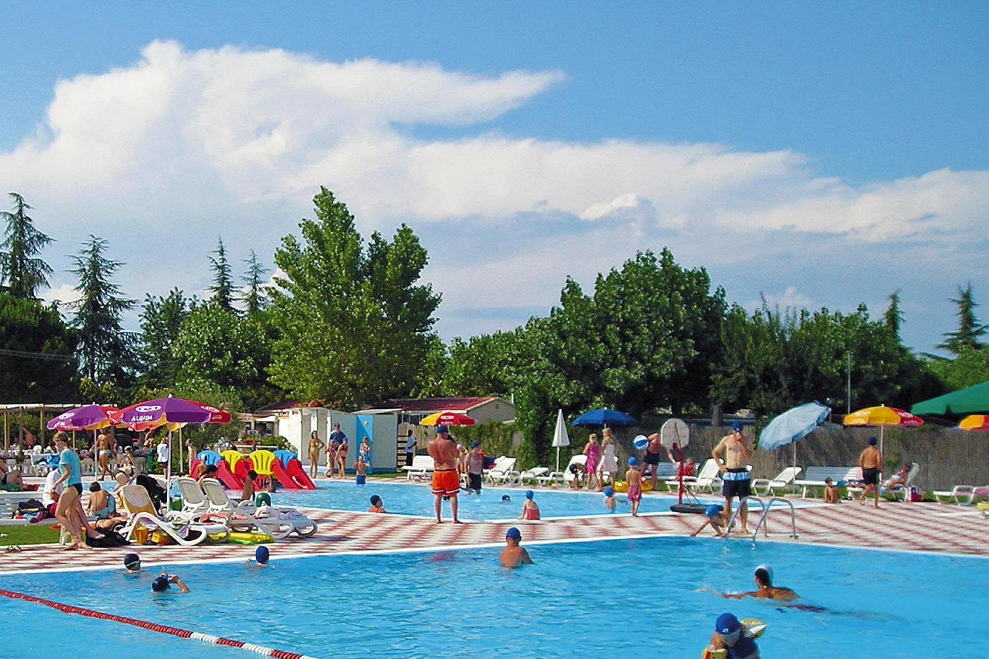 Ferienwohnung Caravanpark San Benedetto Camping Relais Peschiera