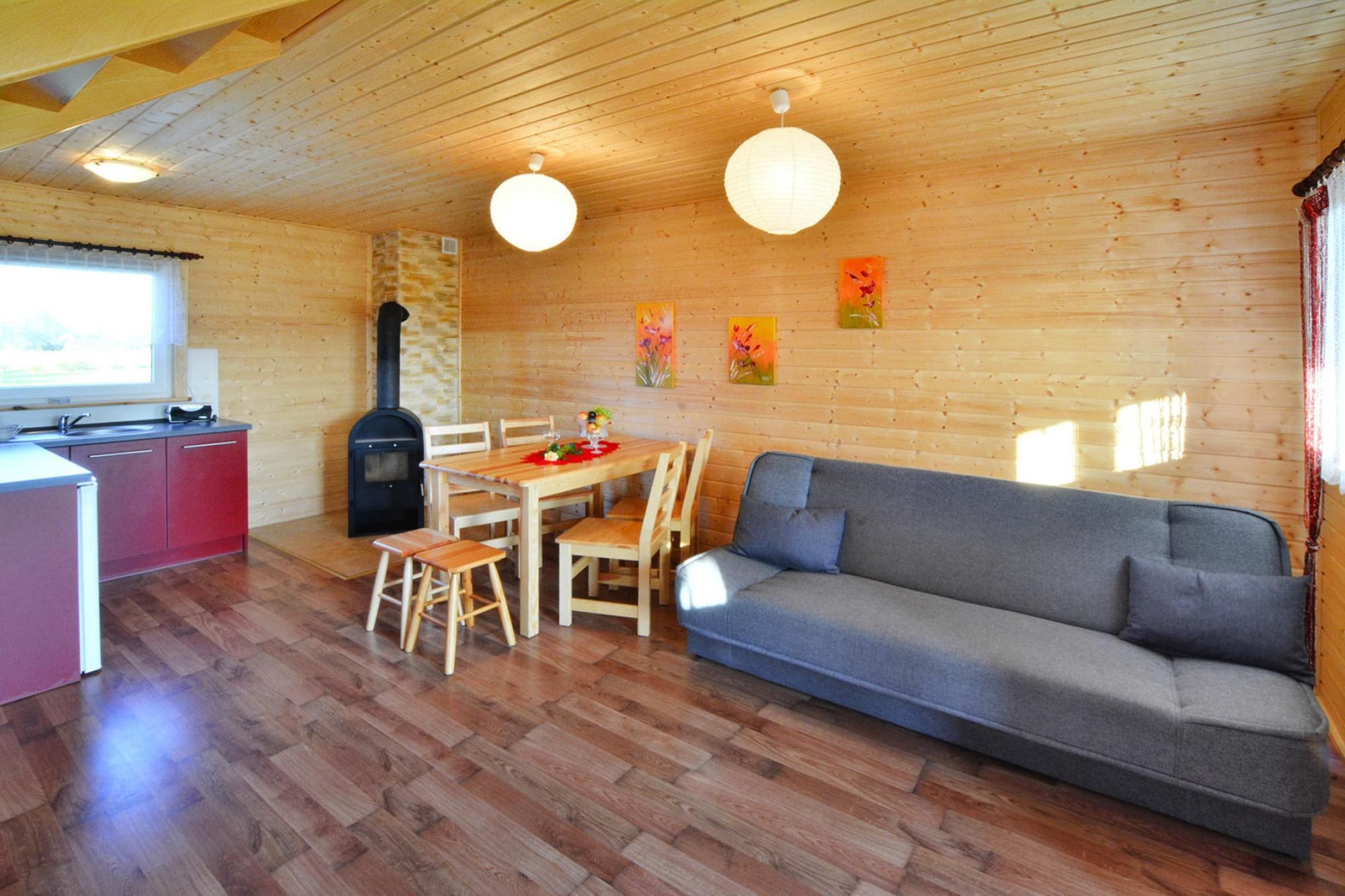   Domki Pani Marii 50 m2 dla 7 osób Jarosł