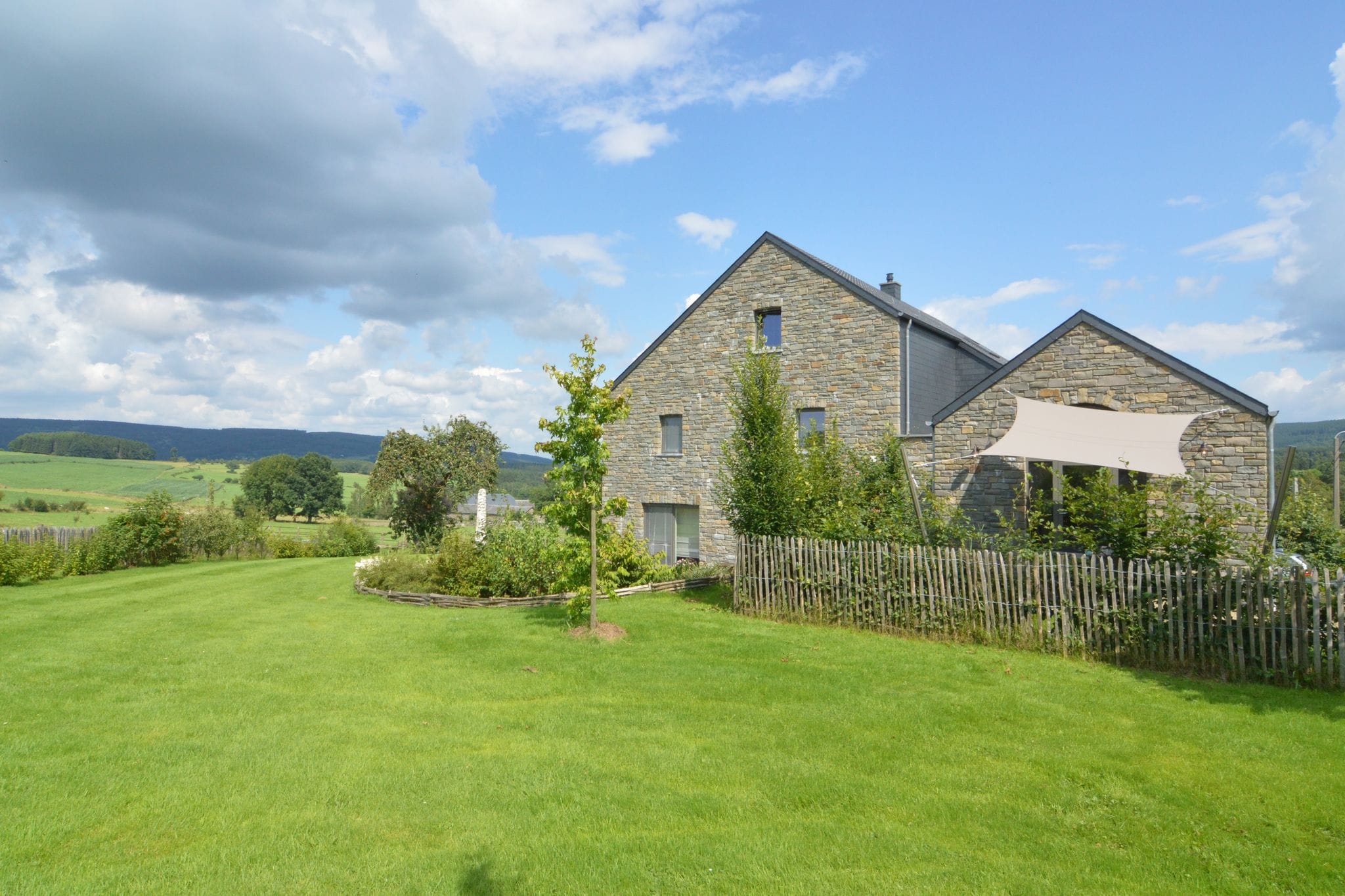 Countryside, modern and splendid cottage near Spa and Li�ge