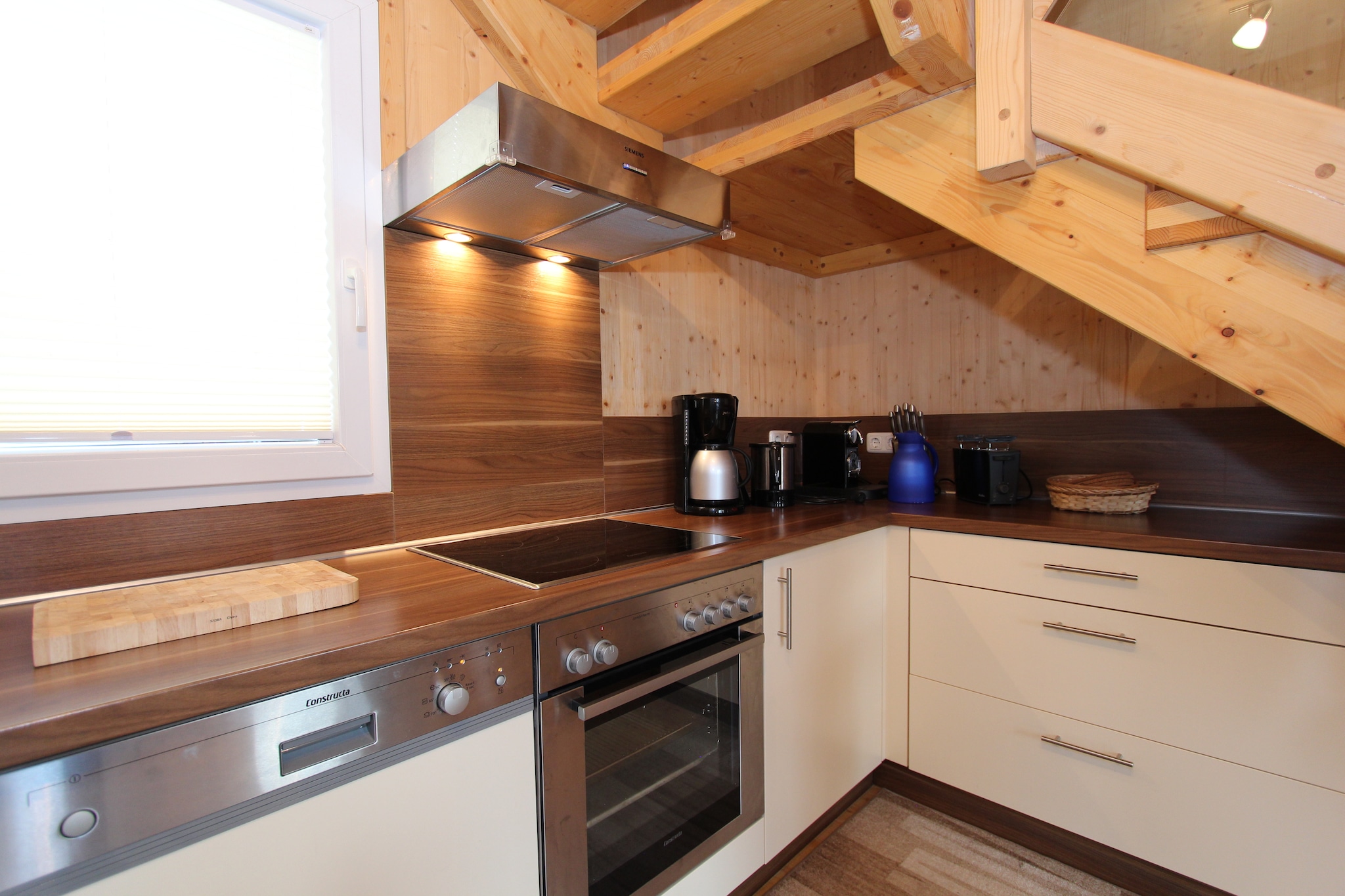 Luxury retreat with relaxing bubble bath