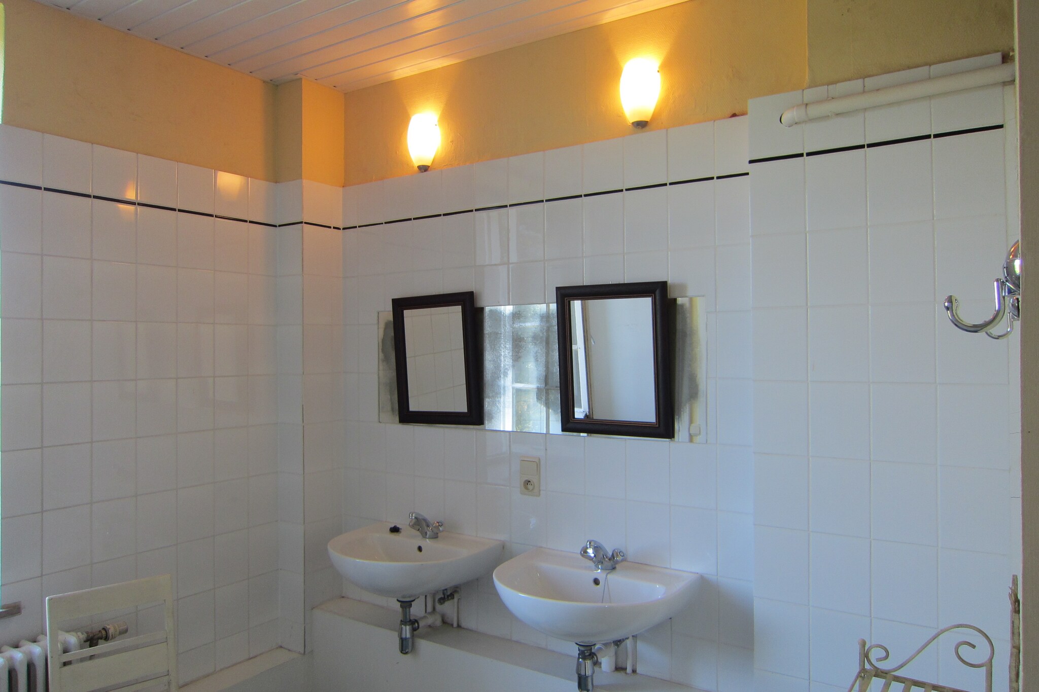 Vakantiehuis Erezee max. 60 personen 3 huisdieren 24 slaapkamers #27