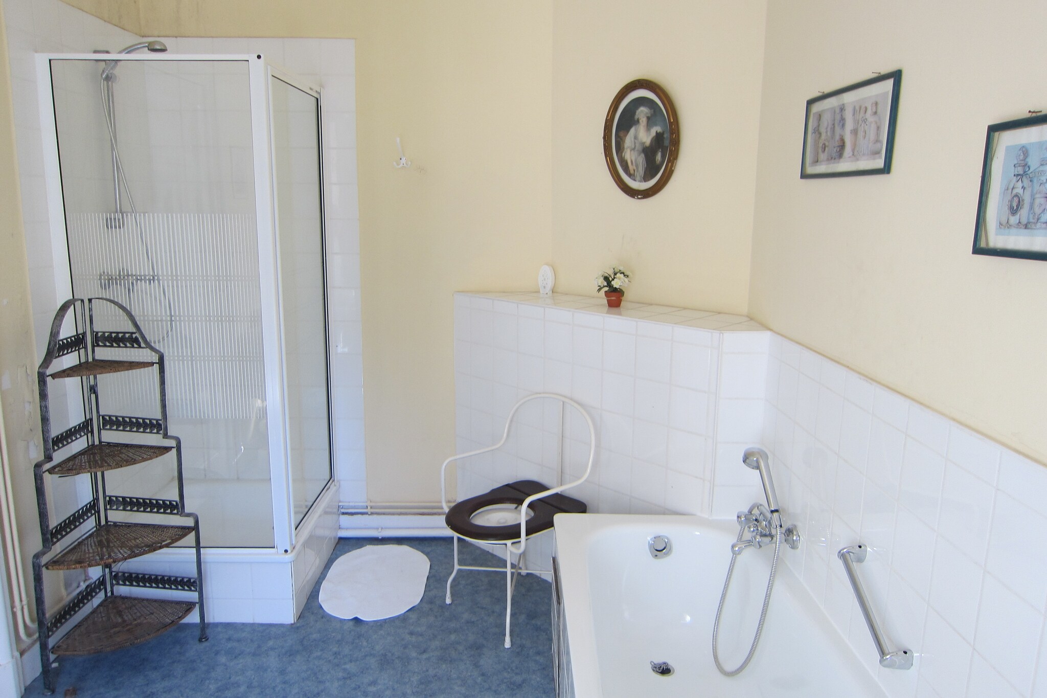 Vakantiehuis Erezee max. 60 personen 3 huisdieren 24 slaapkamers #30