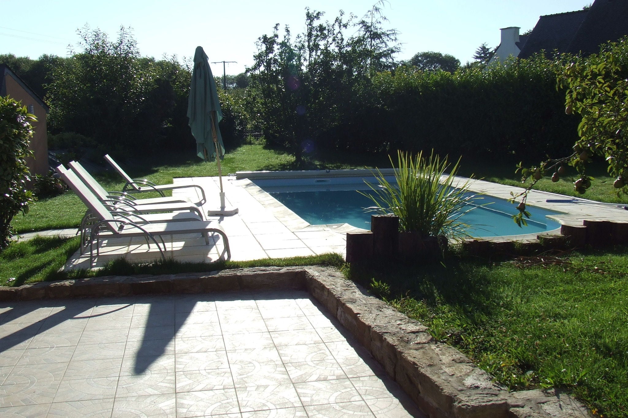 Cozy Holiday Home  in Concarneau with Swimming Pool