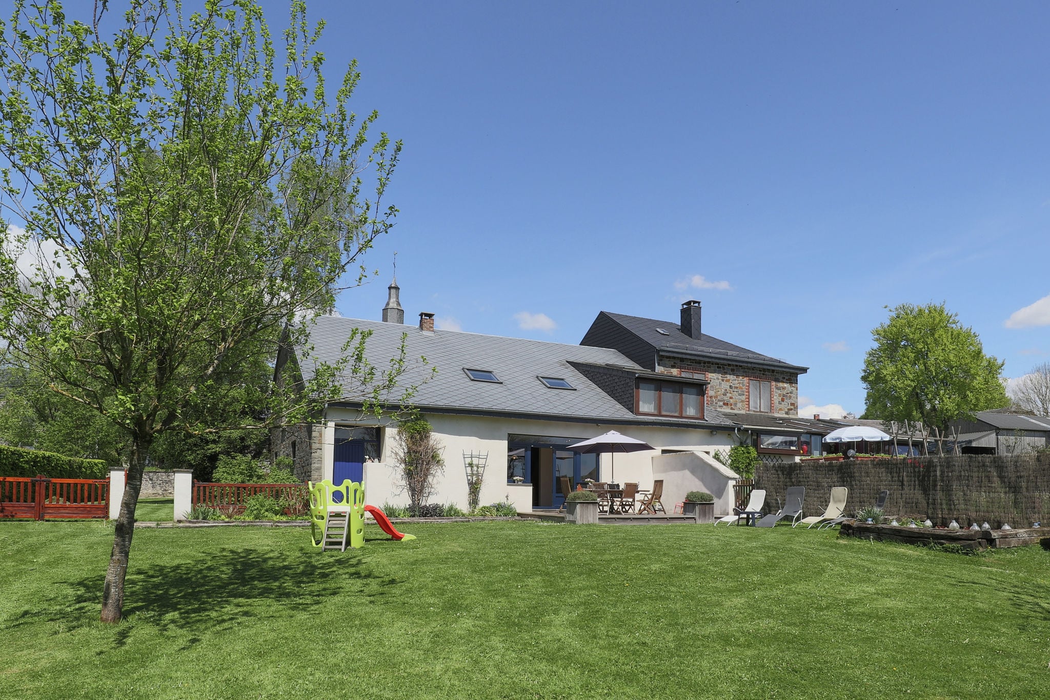 Cushy Holiday Home in La Roche en Ardenne with Fenced Garden