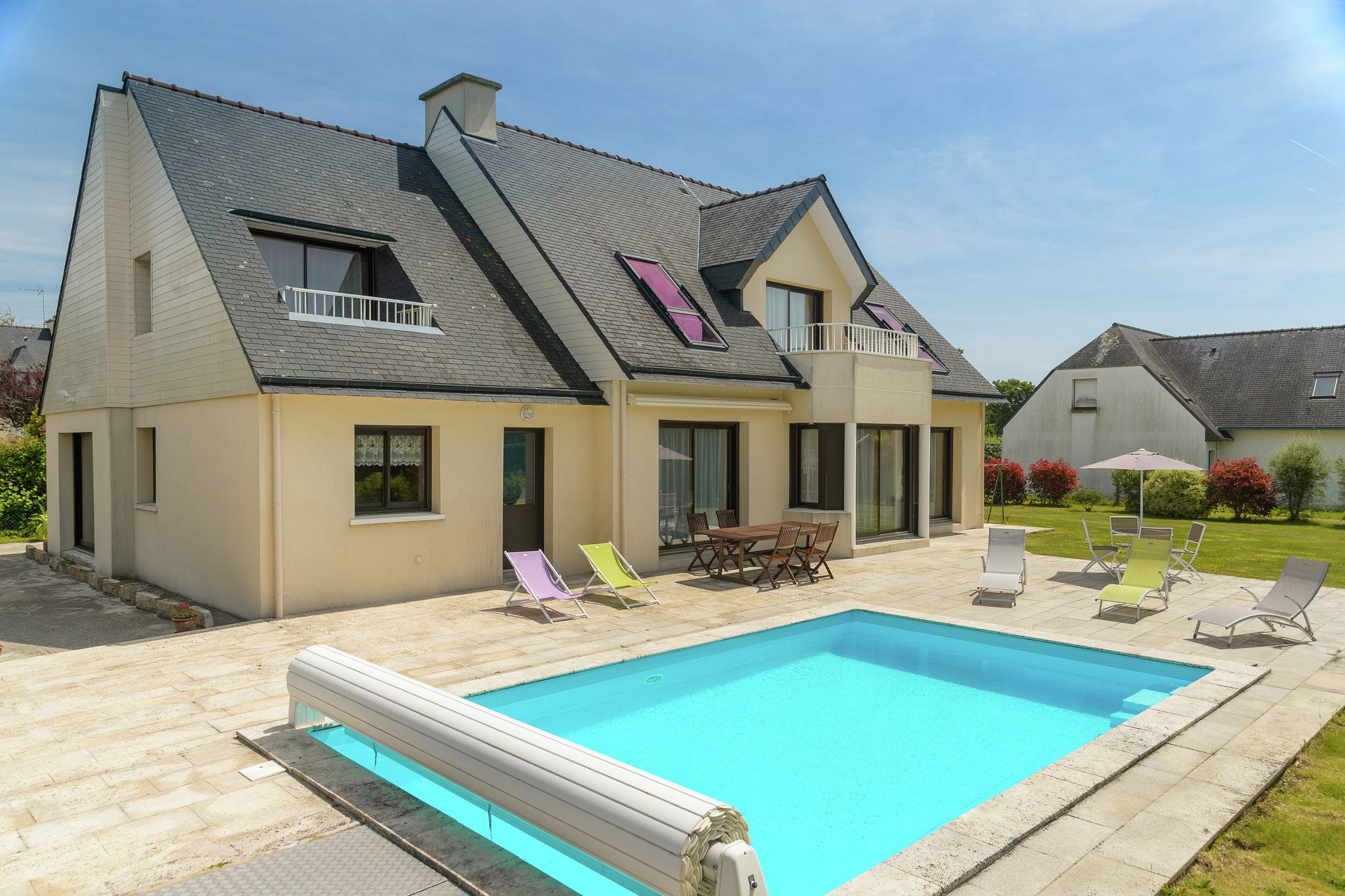 Villa spacieuse à Concarneau avec piscine