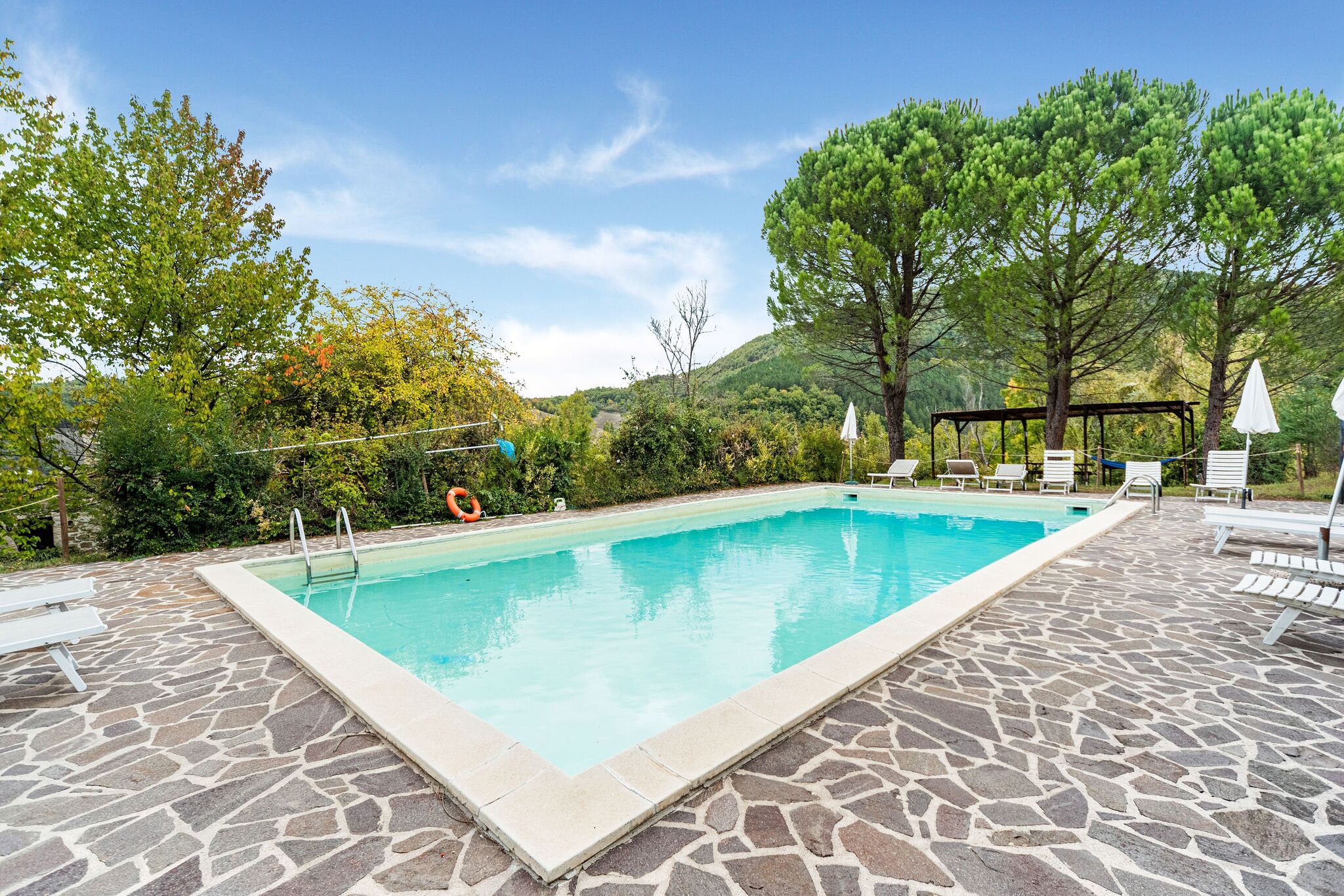 Rustiek appartement bij Assisi met zwembad