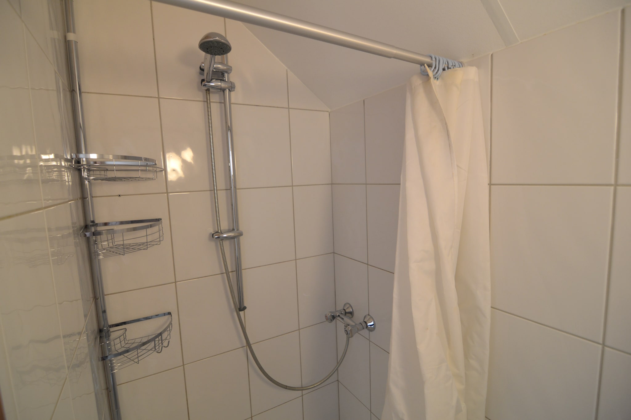 Vakantiehuis La Roche en Ardenne max. 48 personen 2 huisdieren 16 slaapkamers zwembad #26