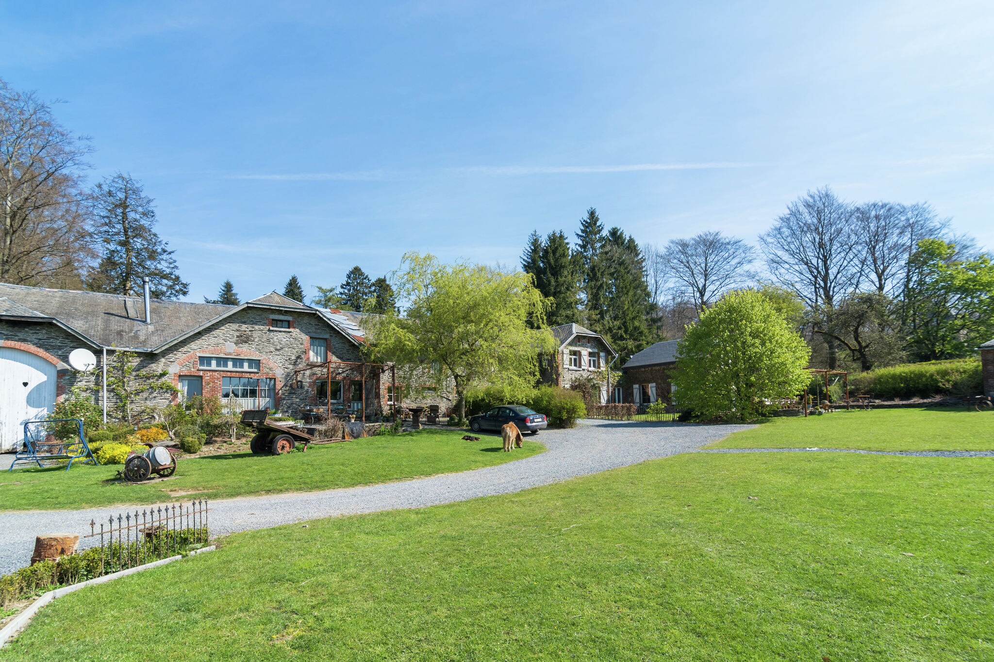 Geräumiges Cottage mit Hinterhof und großem Garten in Namur