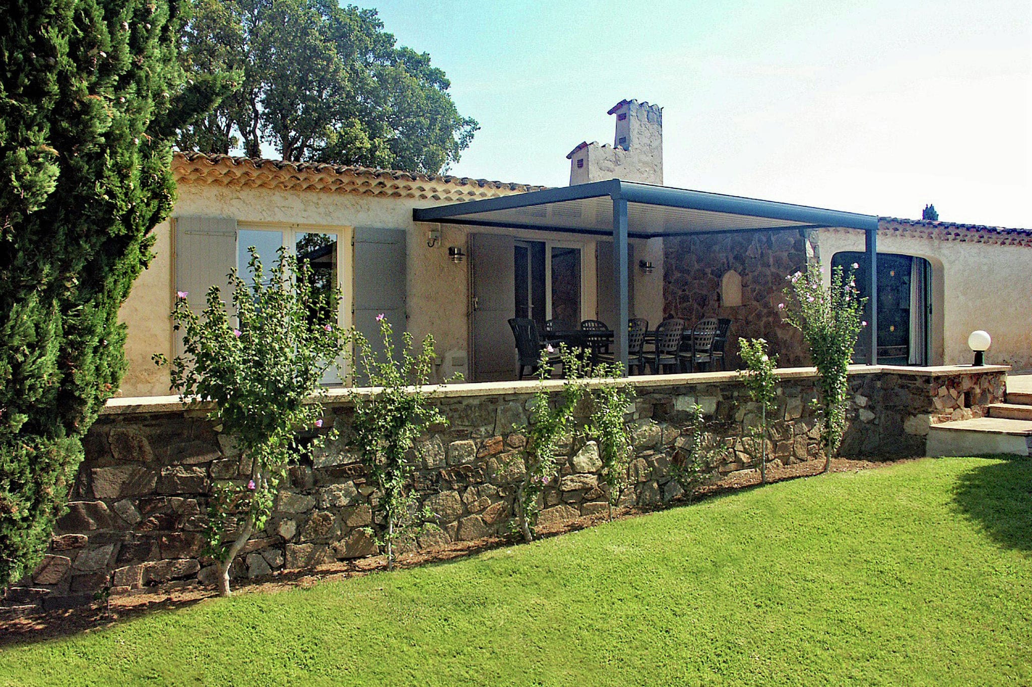 Karakteristieke villa op korte afstand van Sainte-Maxime en Saint-Tropez