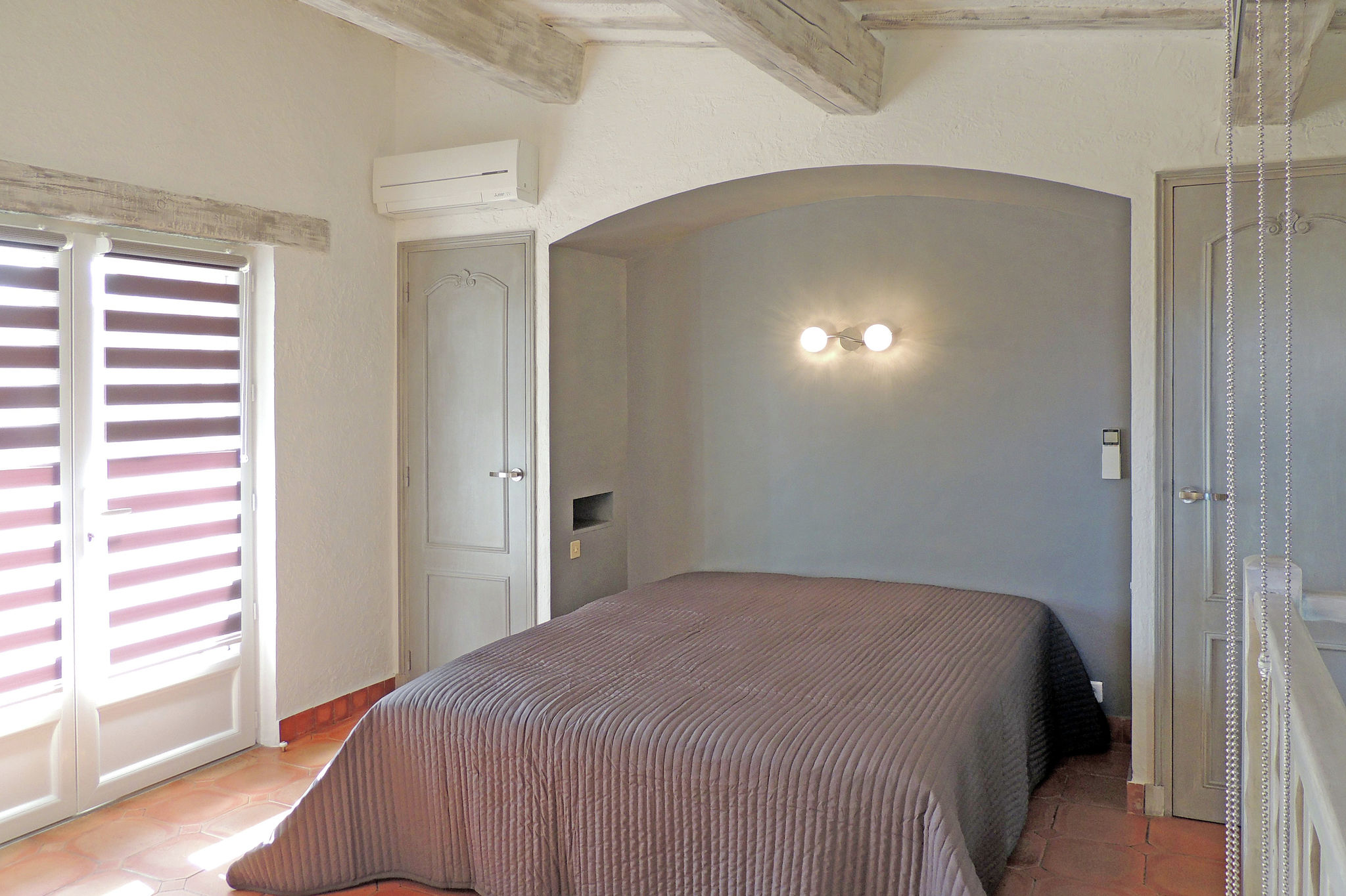 Characteristic villa a short distance from Sainte-Maxime and Saint-Tropez