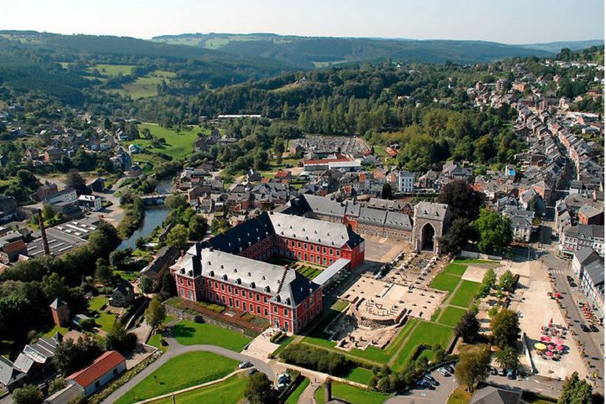 Vakantiehuis Spa max. 12 personen 5 slaapkamers sauna #26