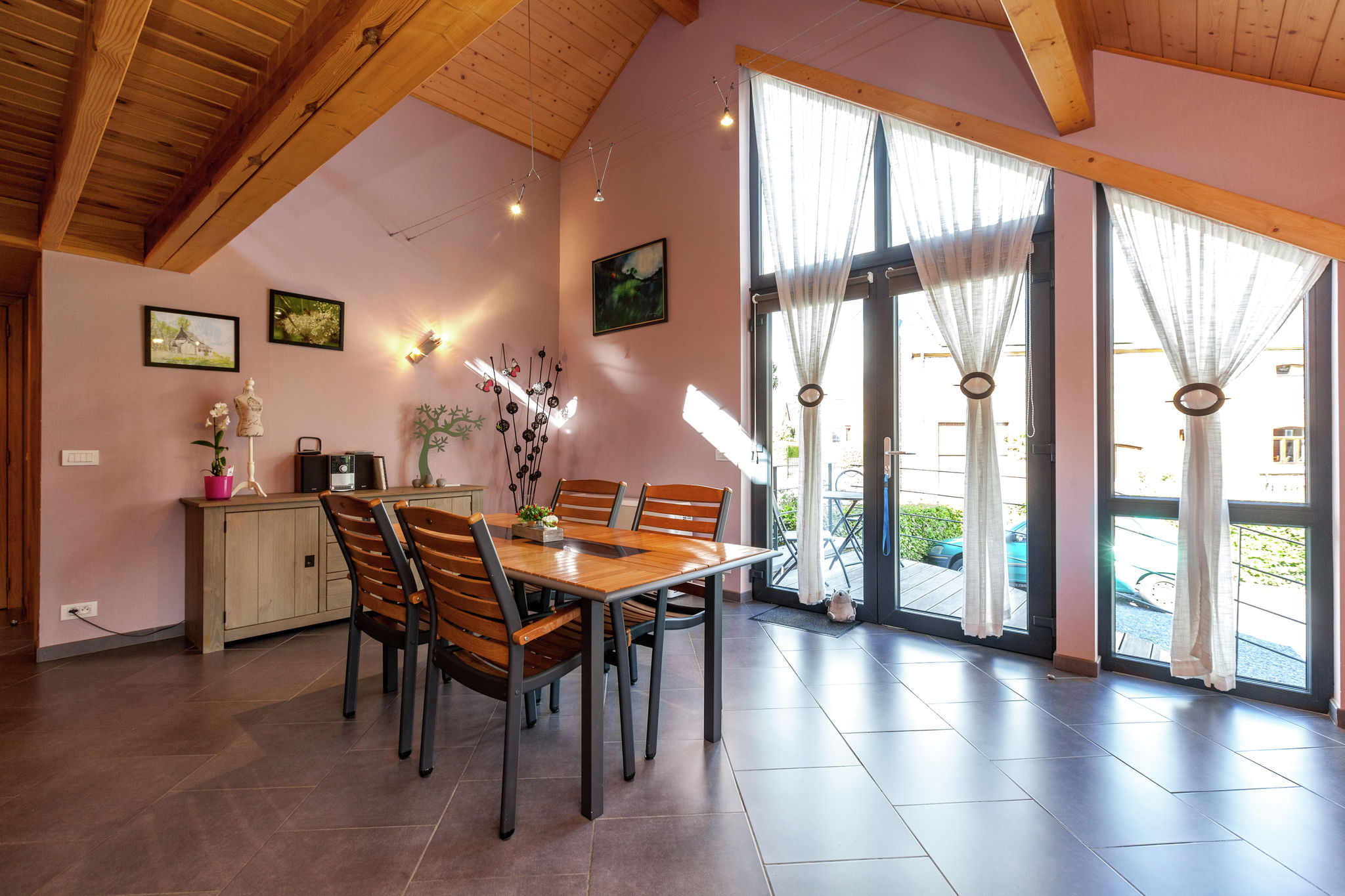 Idyllisches Ferienhaus in La Roche-en-Ardenne mit Garten