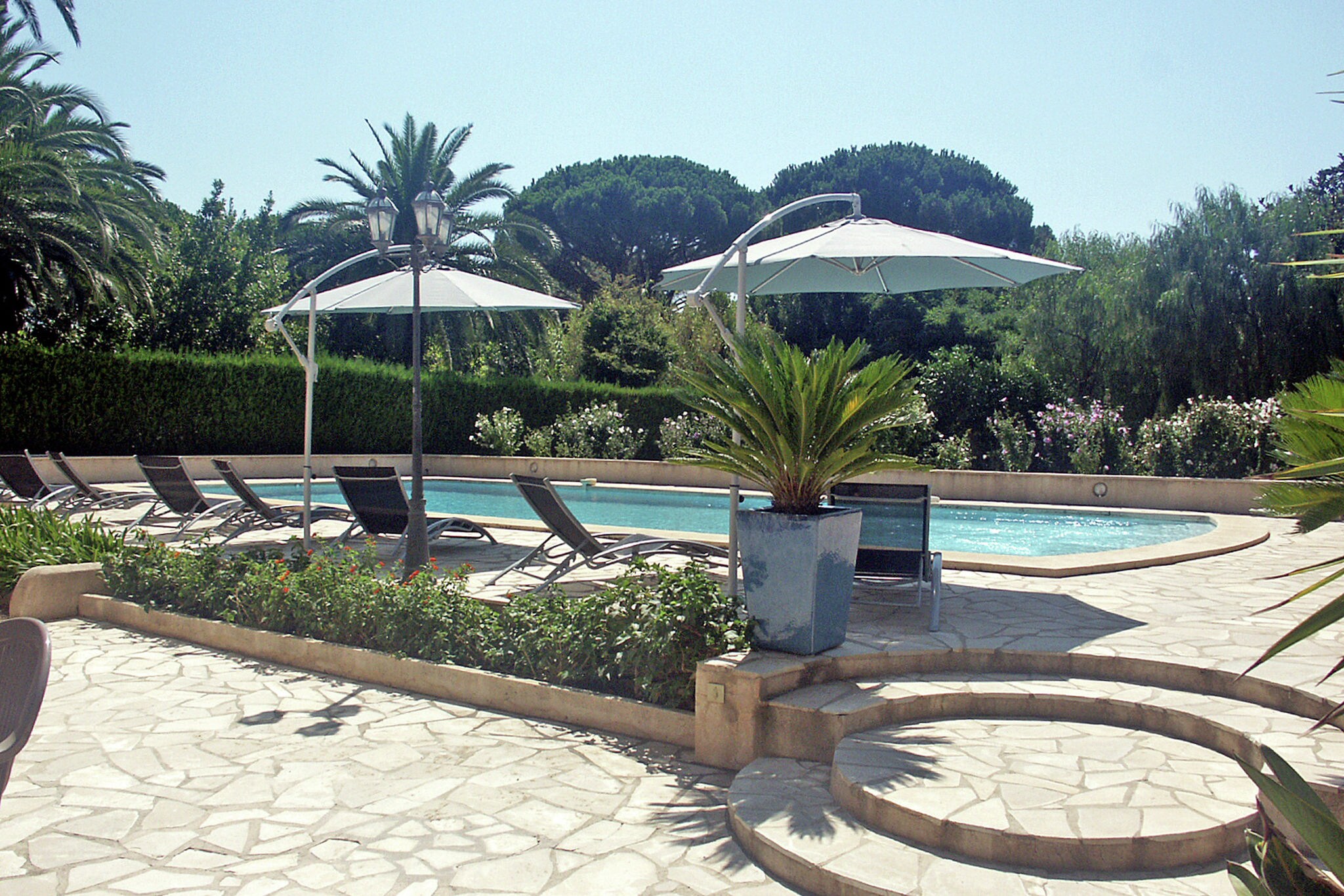 Uitgestrekte villa in Saint-Tropez met privézwembad
