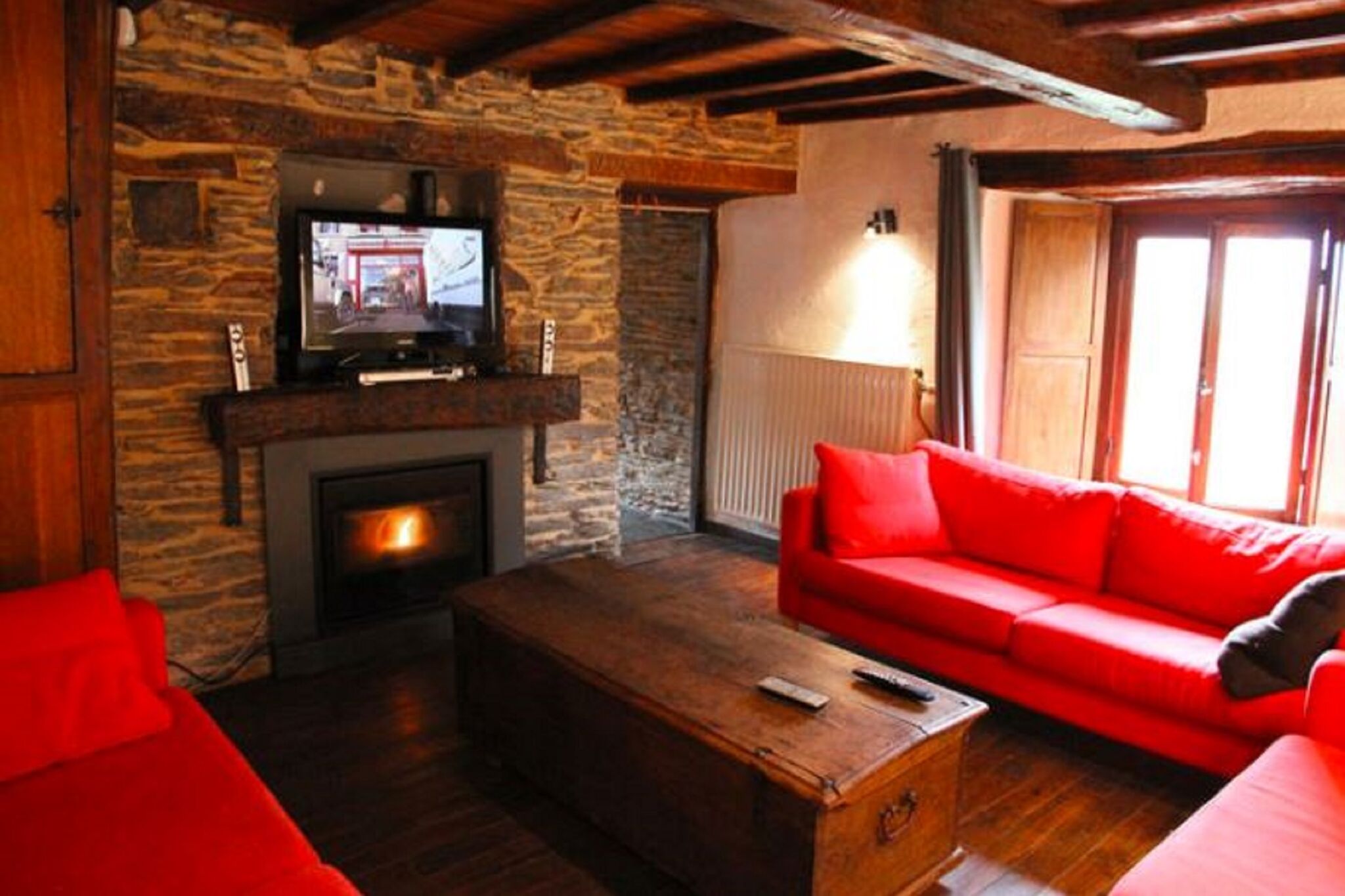 Maison de vacances vintage avec cheminée à Houffalize