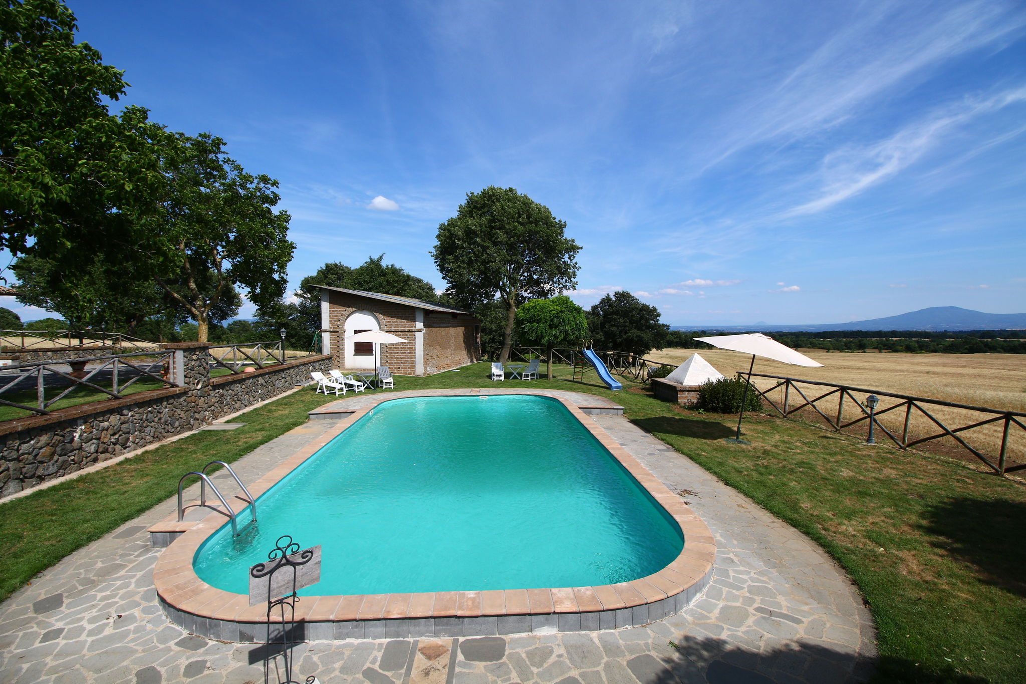 Mooie vakantiewoning in Bagnoregio met een zwembad