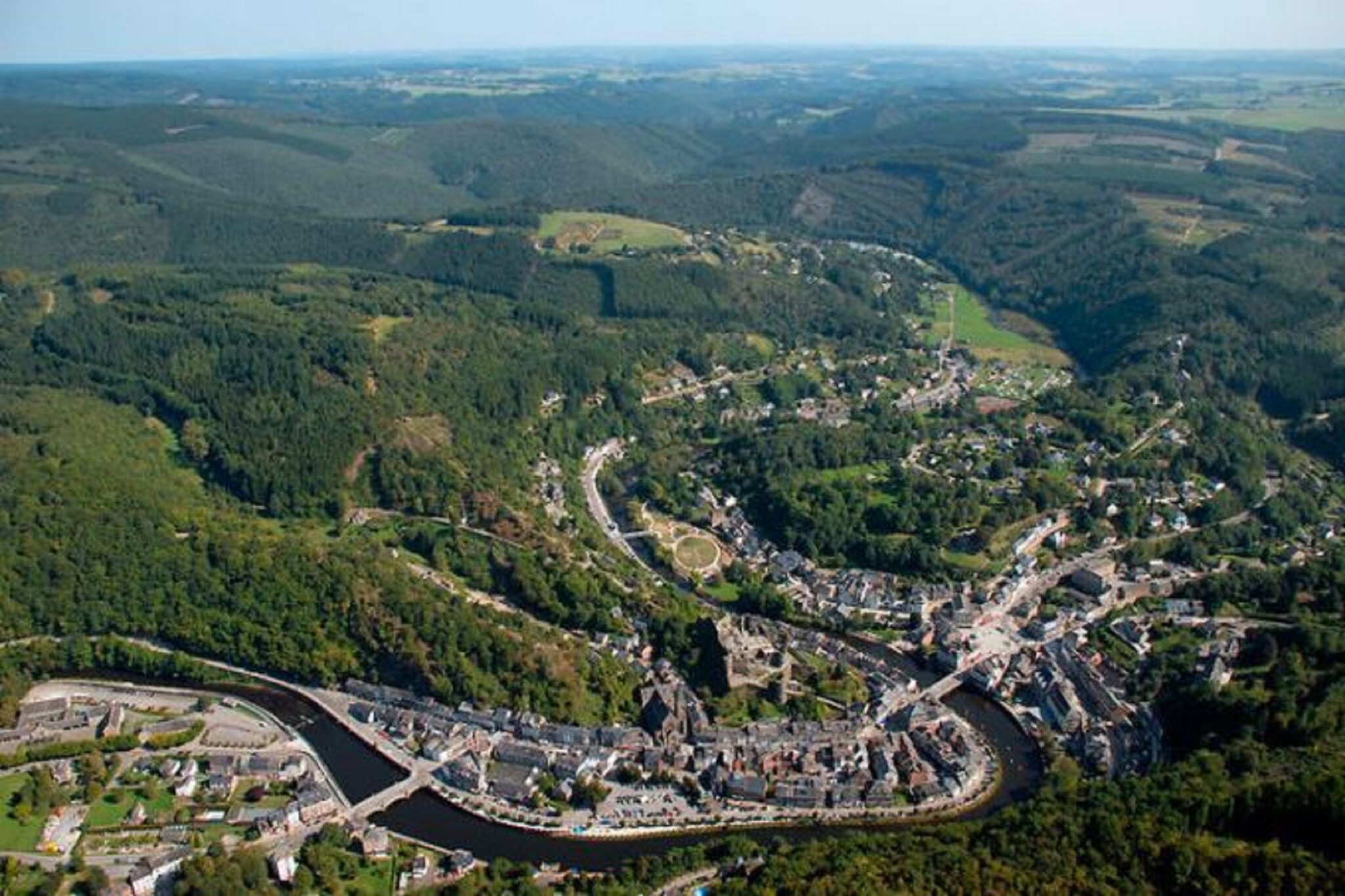 Vakantiehuis Marche-en-Famenne max. 22 personen 1 huisdier 8 slaapkamers zwembad sauna #36