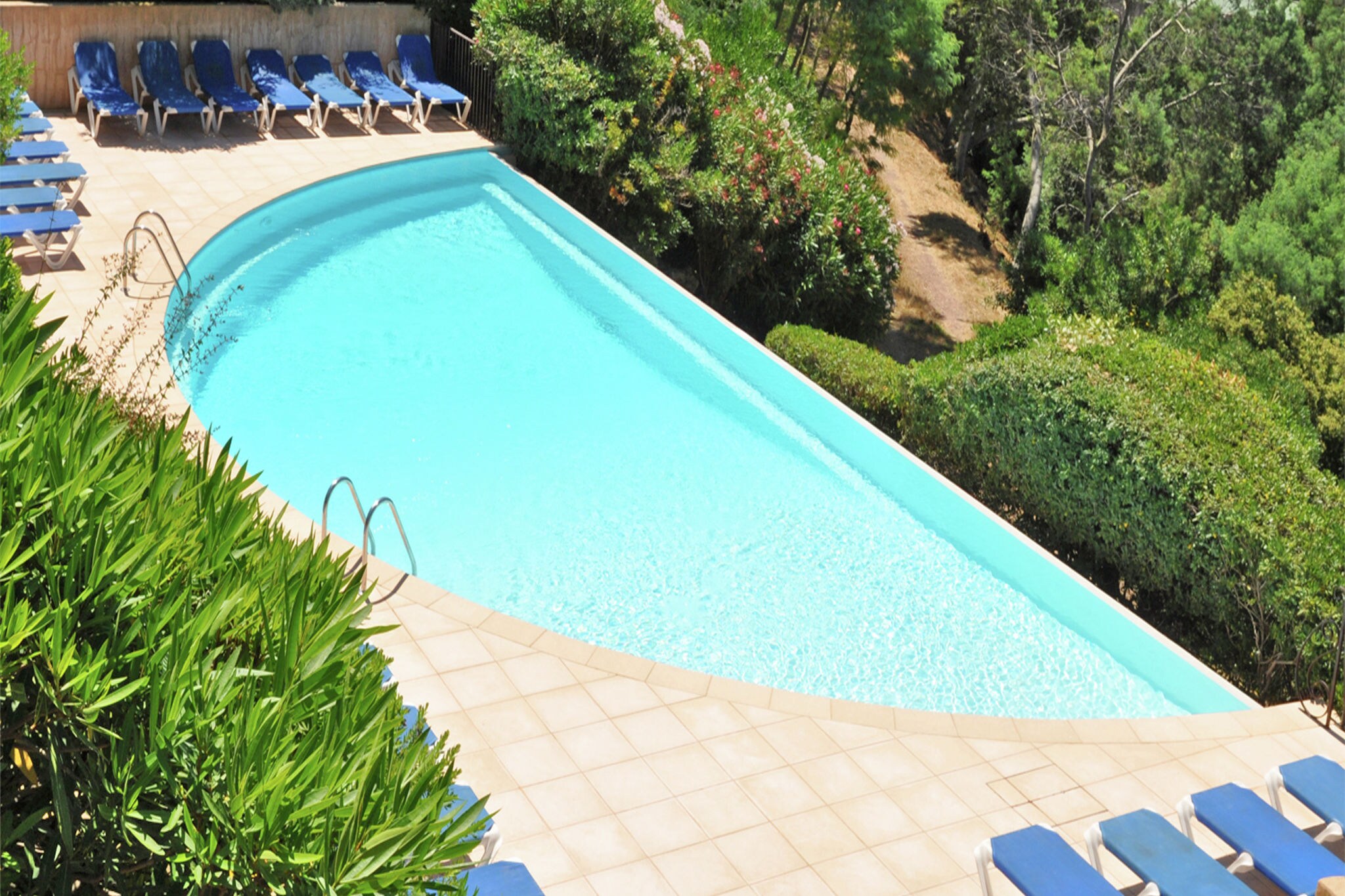 Jolie maison de vacances avec piscine à Théoule-sur-Mer