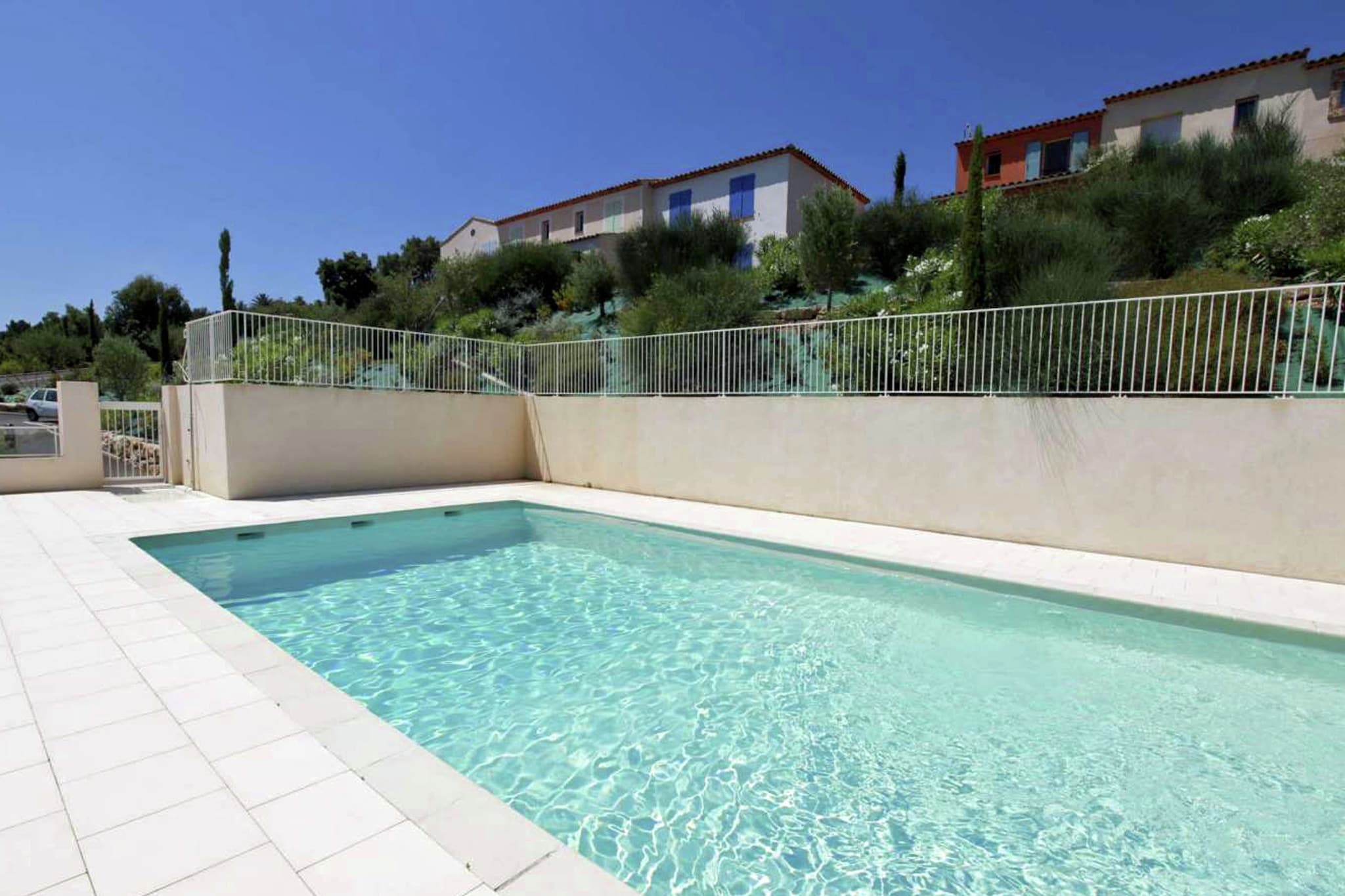 Nestled in the picturesque village of Les Issambres, this delightful 3-bedroom holiday home comfortably sleeps six, making it ideal for families or groups seeking a relaxing getaway. Enjoy the warmth of central heating in winter and refreshing air conditioning in summer, with all bedrooms thoughtfully equipped for year-round comfort. Step outside to your private terrace and garden, furnished with loungers and a BBQ grill-perfect for al fresco meals or simply unwinding amid tranquil surroundings. Just 2 km from a stunning sandy beach and surrounded by the beautiful Massif des Maures hills, this home offers easy access to outdoor adventures. Explore hiking trails or take a day trip to the glamorous towns of Saint-Tropez and Nice, both within convenient reach. Whether you're craving coastal charm or mountain serenity, this location perfectly blends both. A variety of charming restaurants and cafés await just 2 km away, inviting you to indulge in Provence's culinary delights. Stock up at the nearby supermarket, then gather around the spacious dining table indoors or BBQ outdoors on the terrace. Inside, enjoy satellite TV, DVD, and stereo systems for cozy evenings in. With secure parking and bicycles available, your vacation is set for seamless comfort and memorable moments.