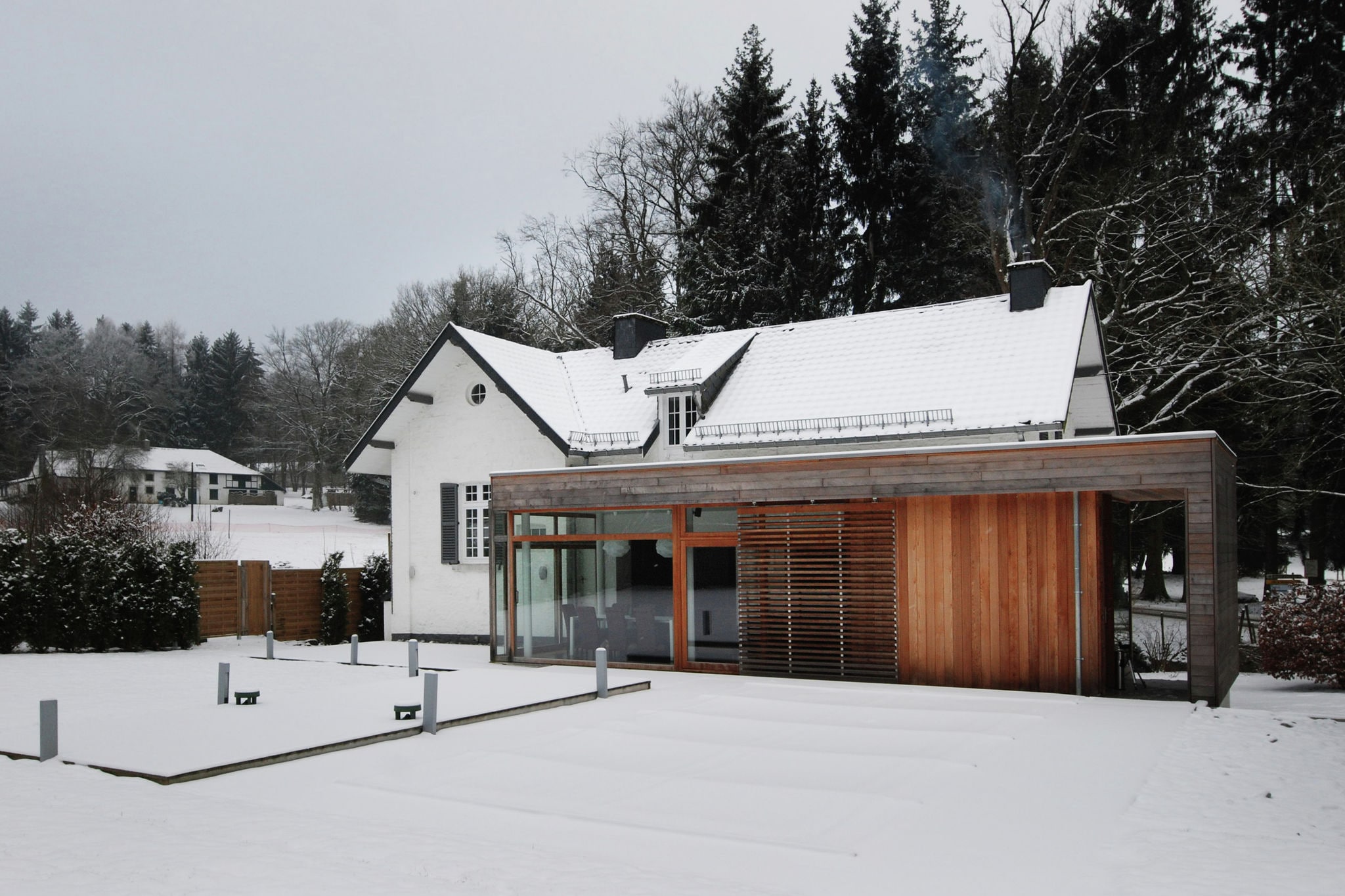 Plushy Holiday Home in Spa with bubble bath & Pool