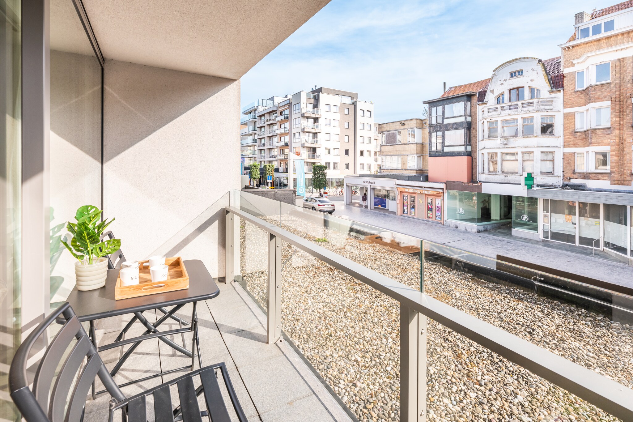 Grüner-Terrasse/Balkon