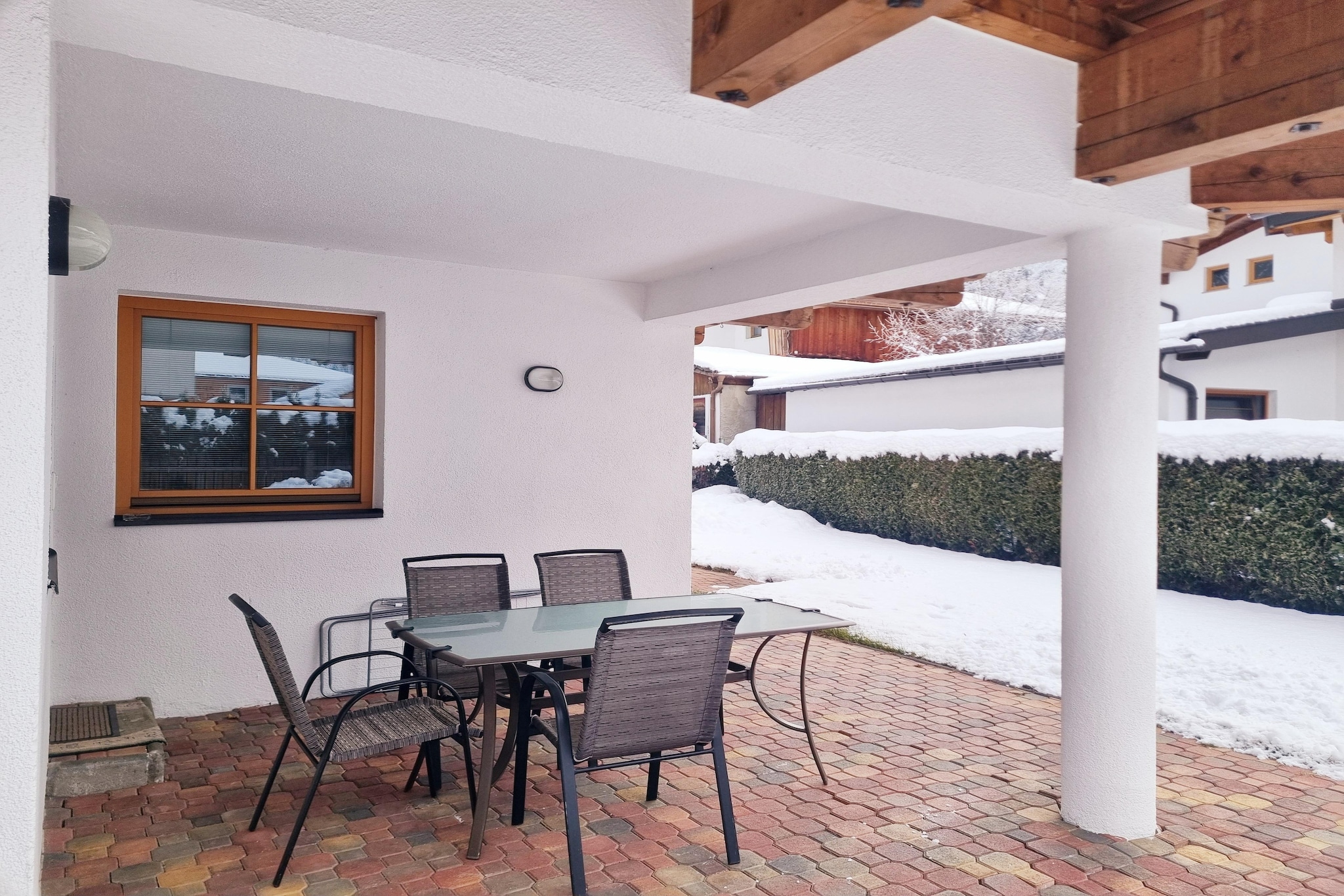 Grüner-Terrasse/Balkon